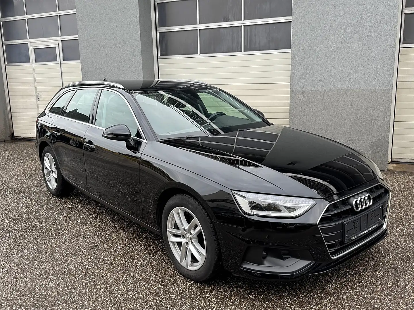 Audi A4 Avant 35 TDI S-tronic Noir - 2