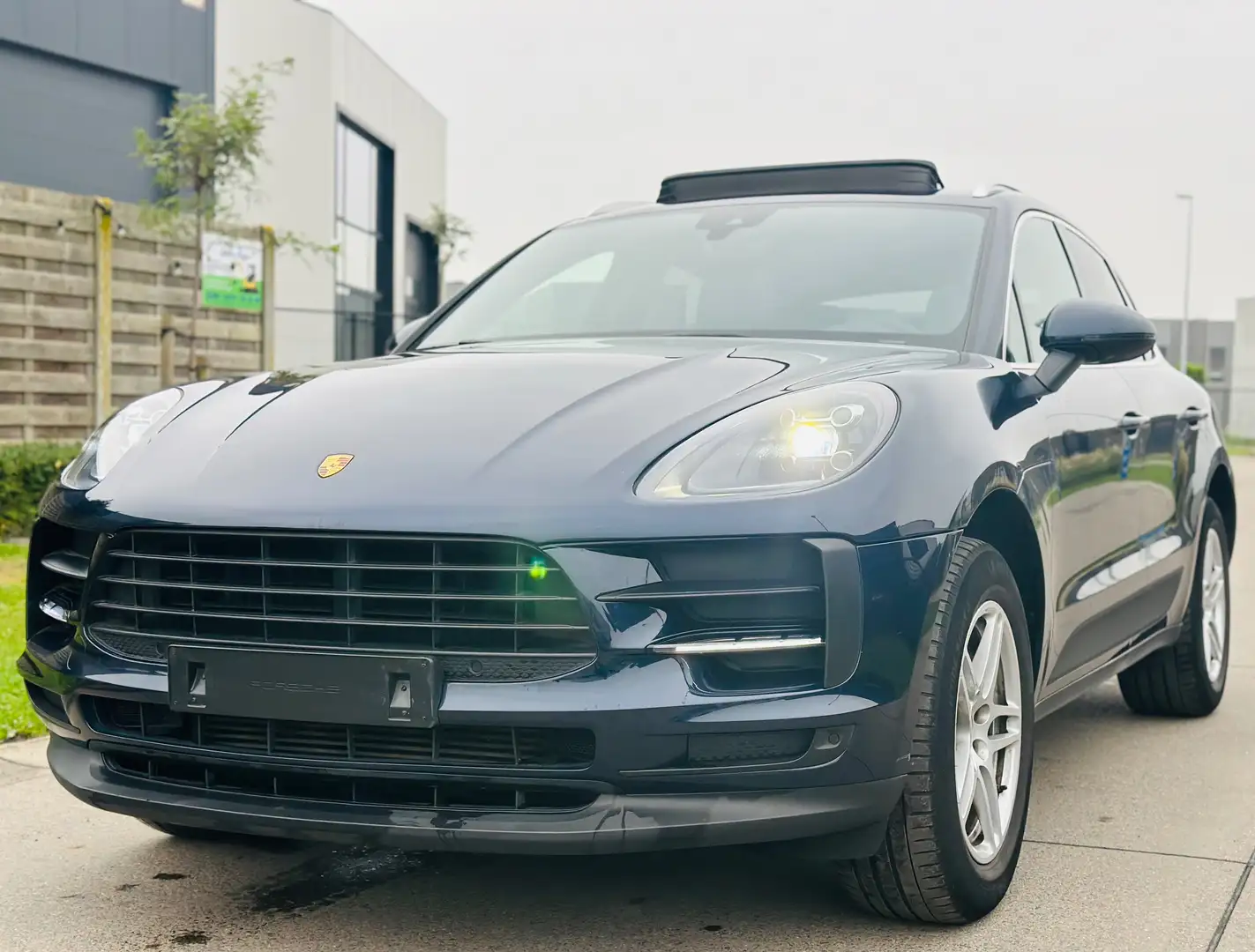 Porsche Macan 2.0 Turbo PDK Bleu - 1