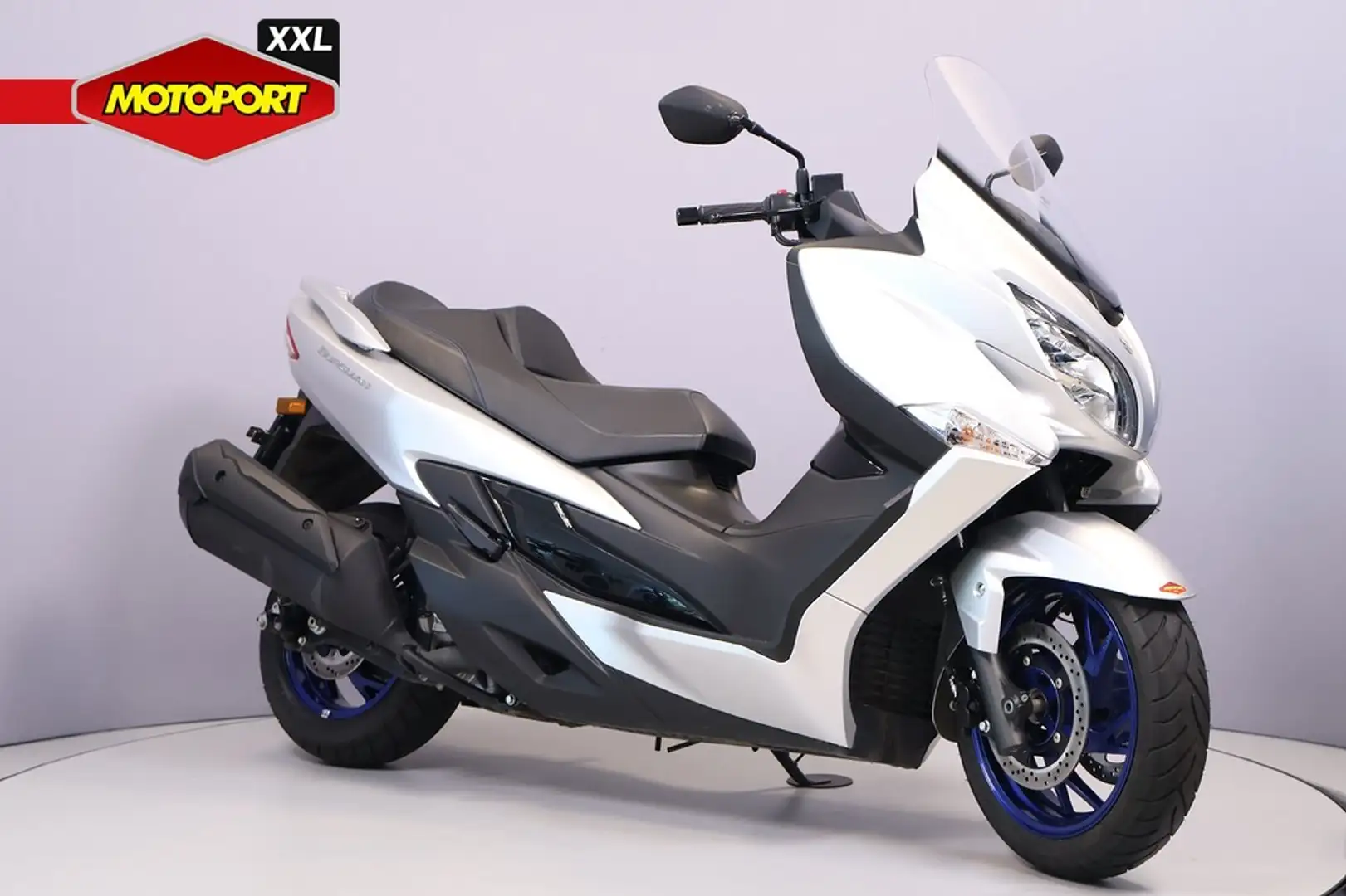 Suzuki Burgman 400 Zilver - 2