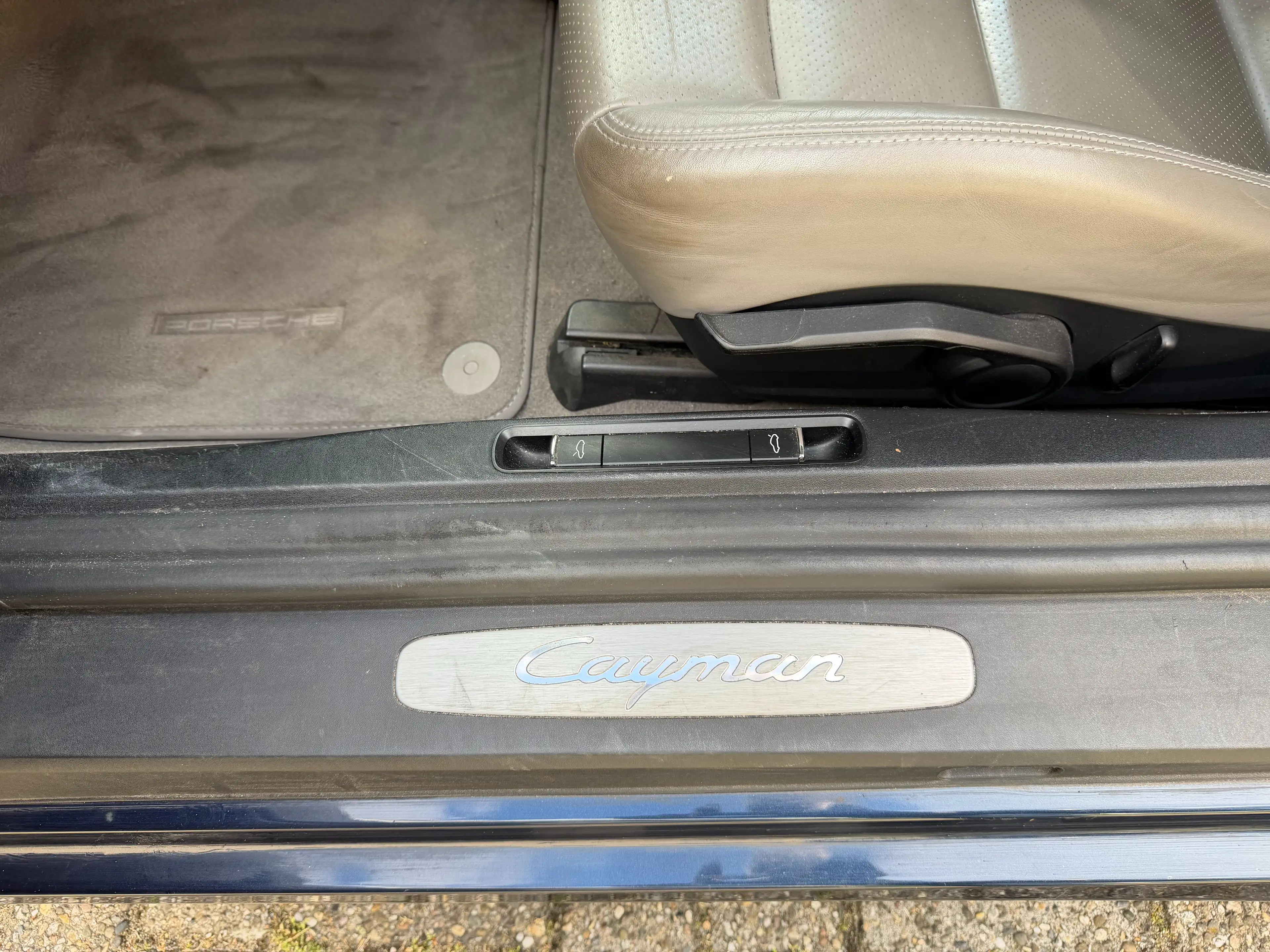 Porsche Cayman 981 PDK — photo 12