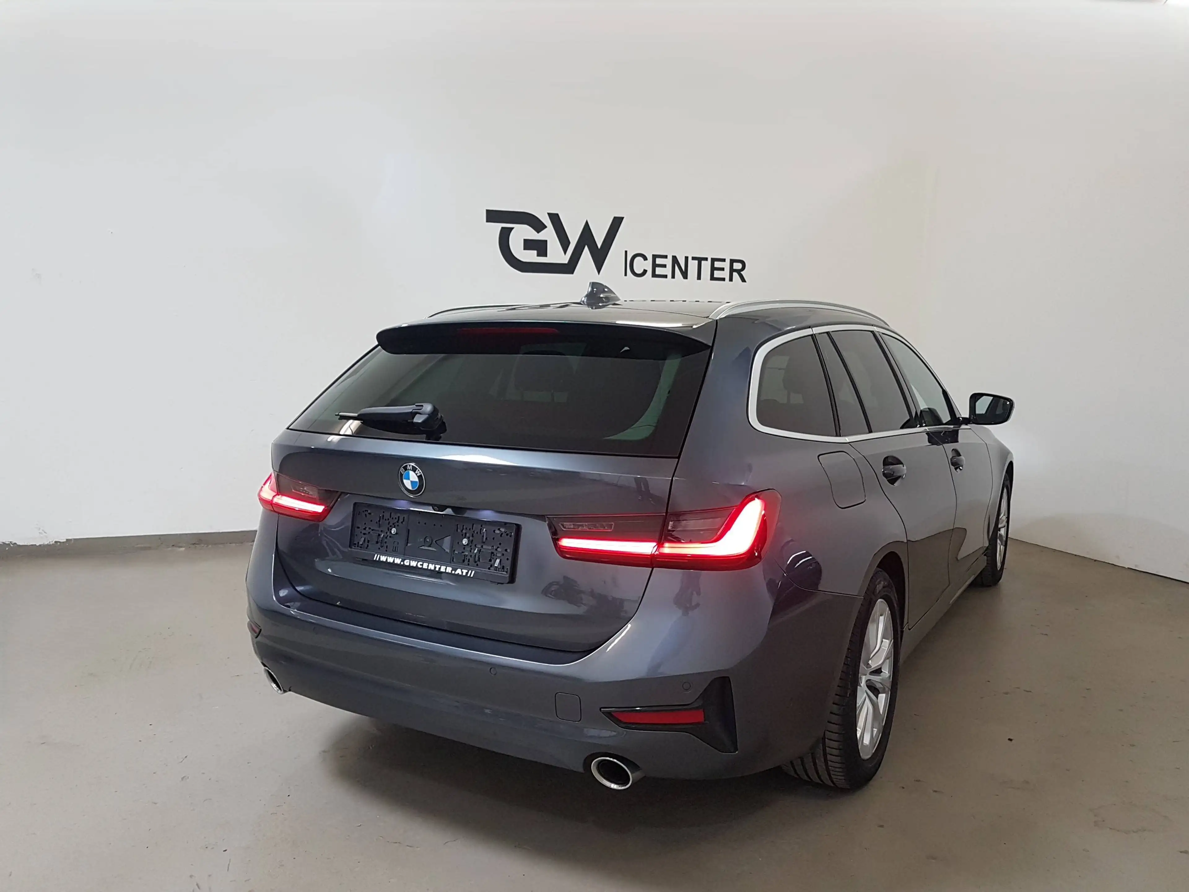 BMW 320 d xDrive Sportsitze M Lenkrad — photo 7