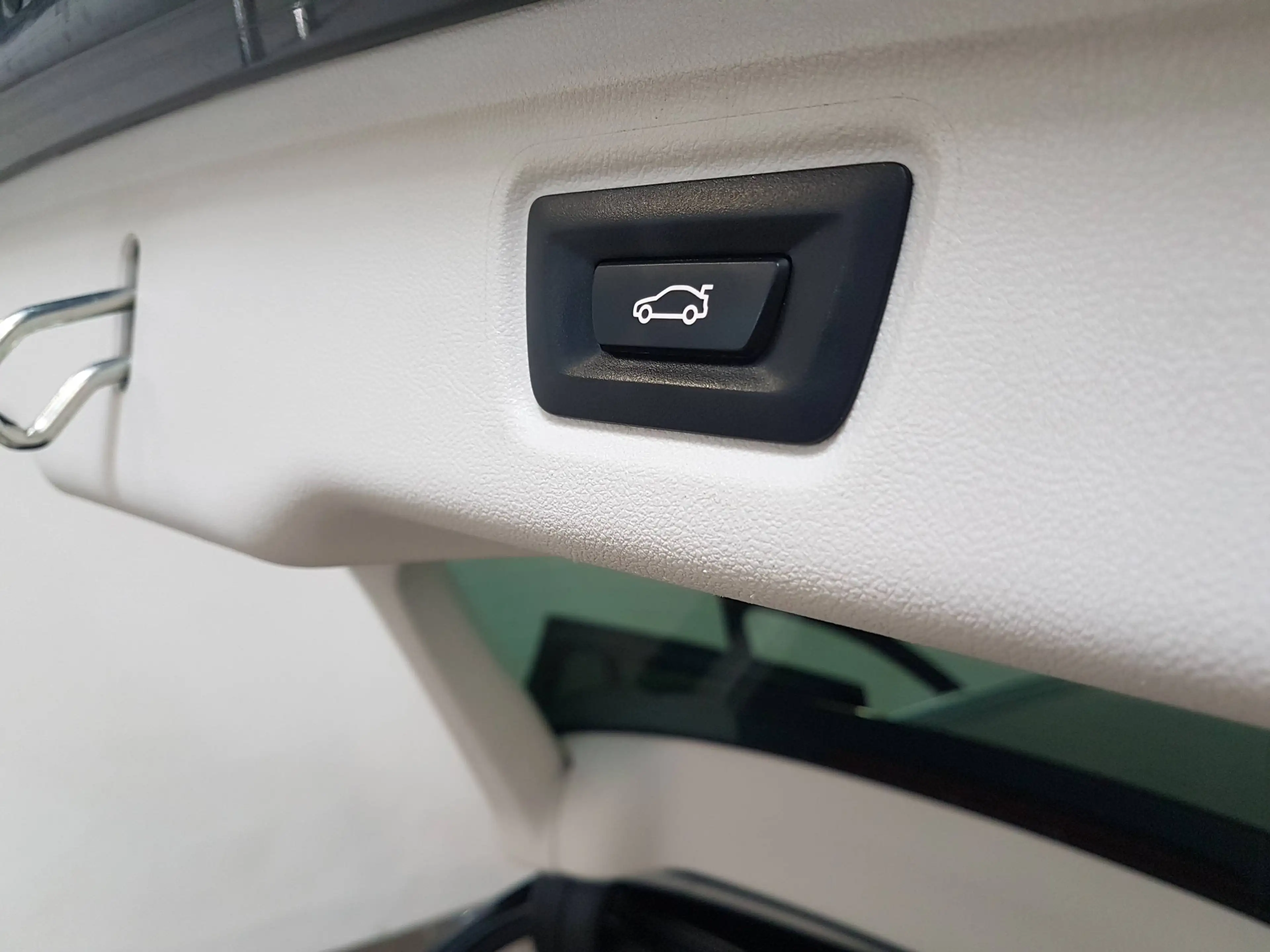 BMW 320 d xDrive Sportsitze M Lenkrad — photo 13