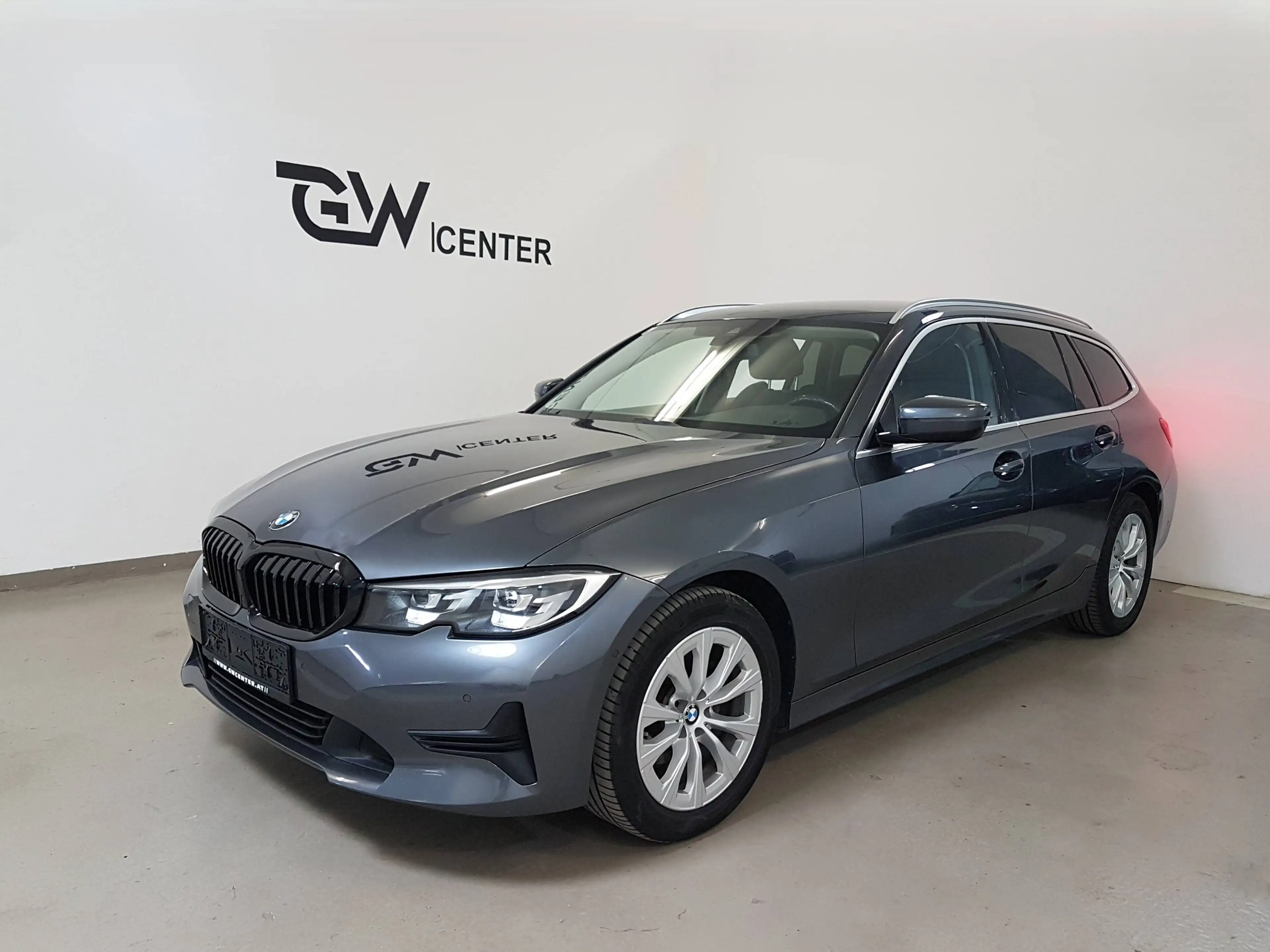 BMW 320 d xDrive Sportsitze M Lenkrad — photo 3
