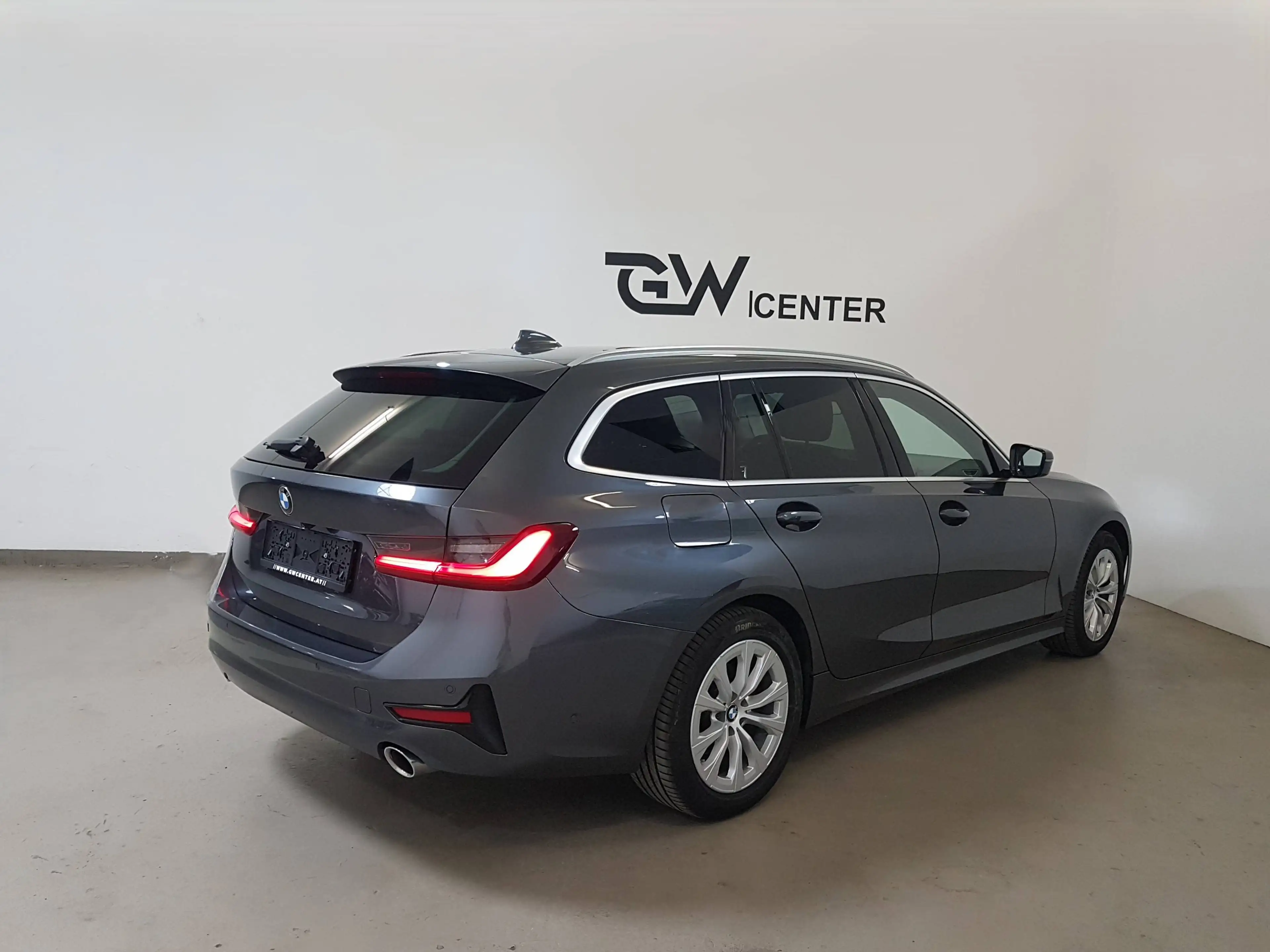 BMW 320 d xDrive Sportsitze M Lenkrad — photo 6