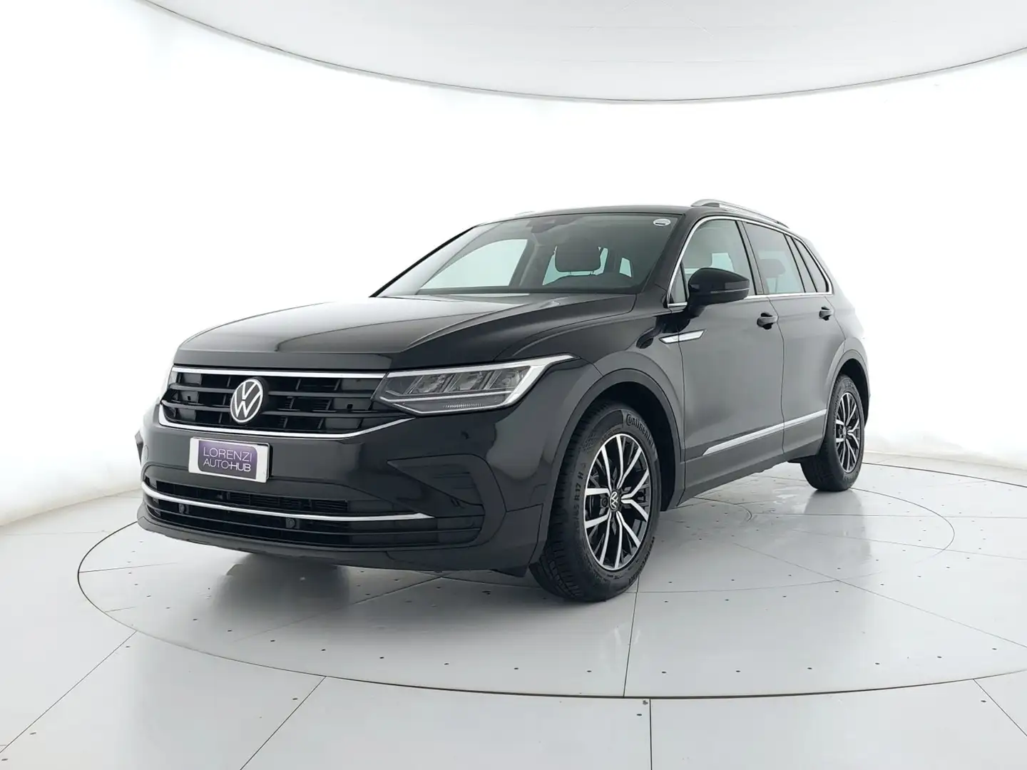 Volkswagen Tiguan 2.0 tdi Life 150cv dsg ACC+LED+APP CONNECT Чёрный - 2