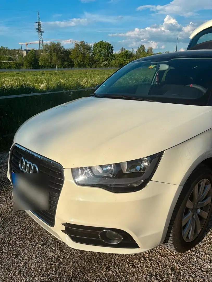 Audi A1 1,4 TFSI Attraction - 1