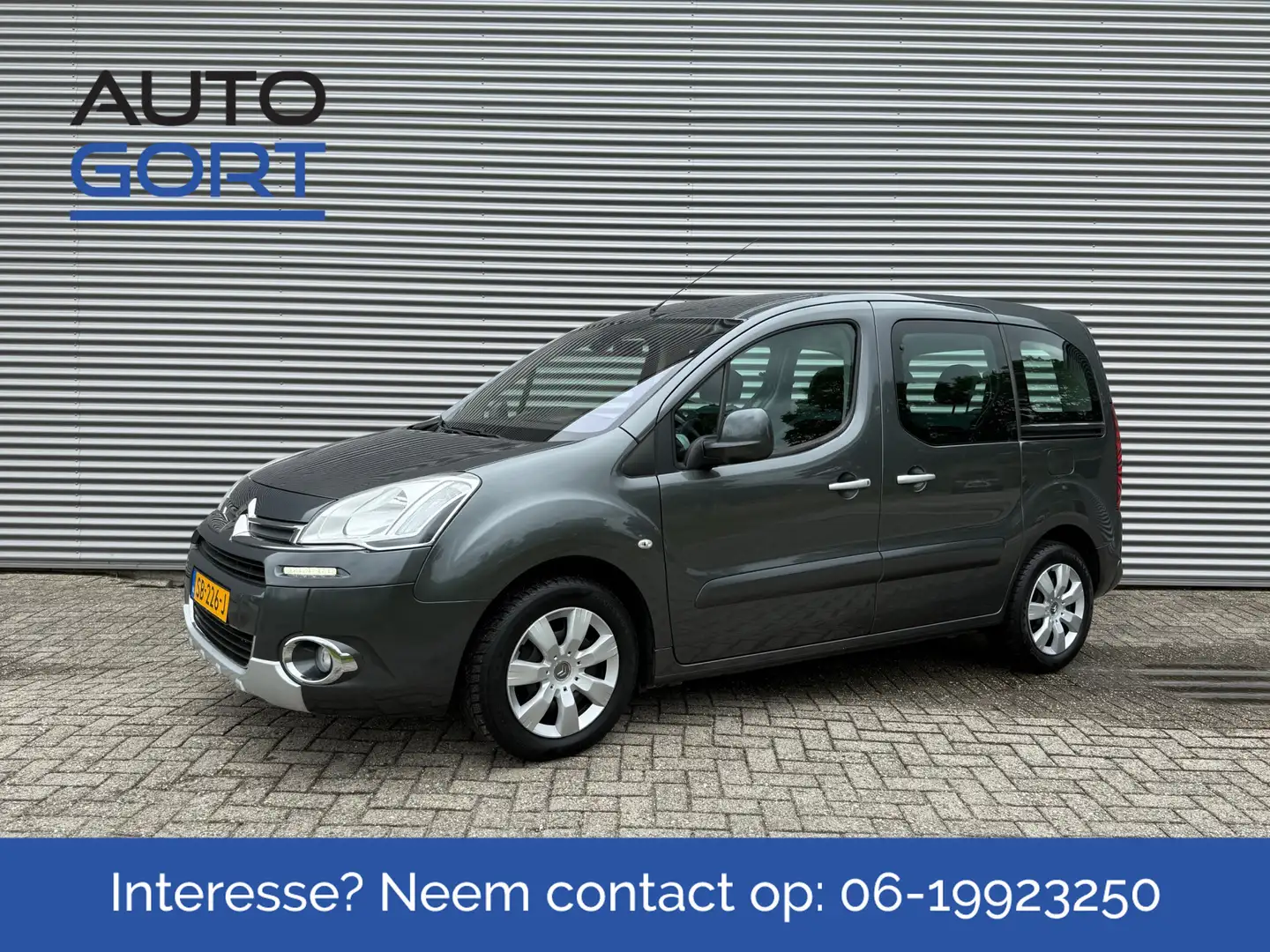 Citroen Berlingo 1.6 VTi Tendance | Airco | Trekhaak | Parkeersenso Grijs - 1