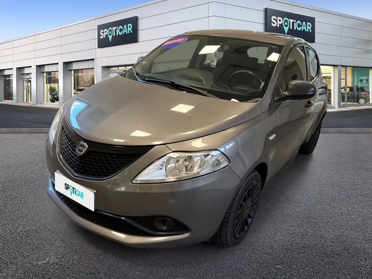 Lancia Ypsilon