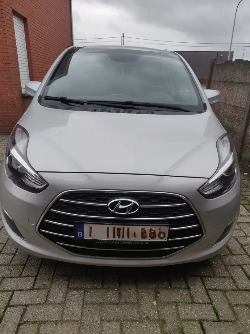 Hyundai iX20 Zilver - 1