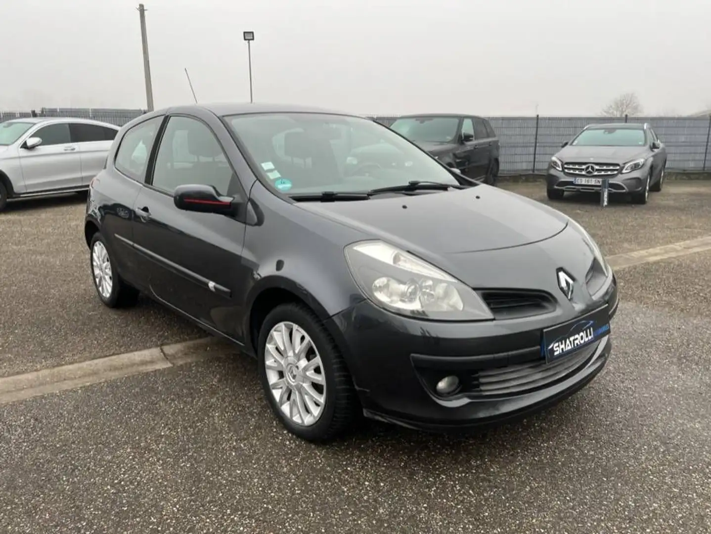 Renault Clio III 1.6 i 90ch 5Places Clim KIT EMBRAYAGE NEUF - 2