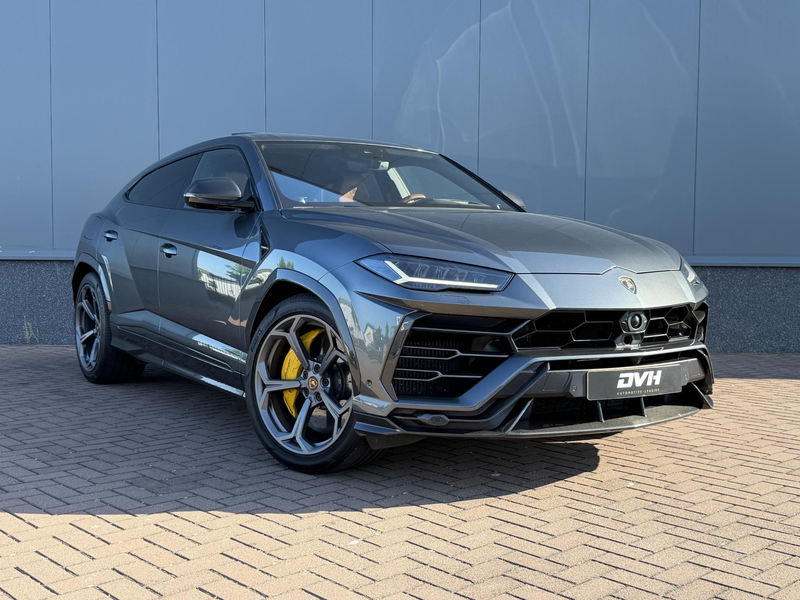 Lamborghini Urus 4.0 V8 AKRA | PANO | CARBON | DEALER OH — photo 3