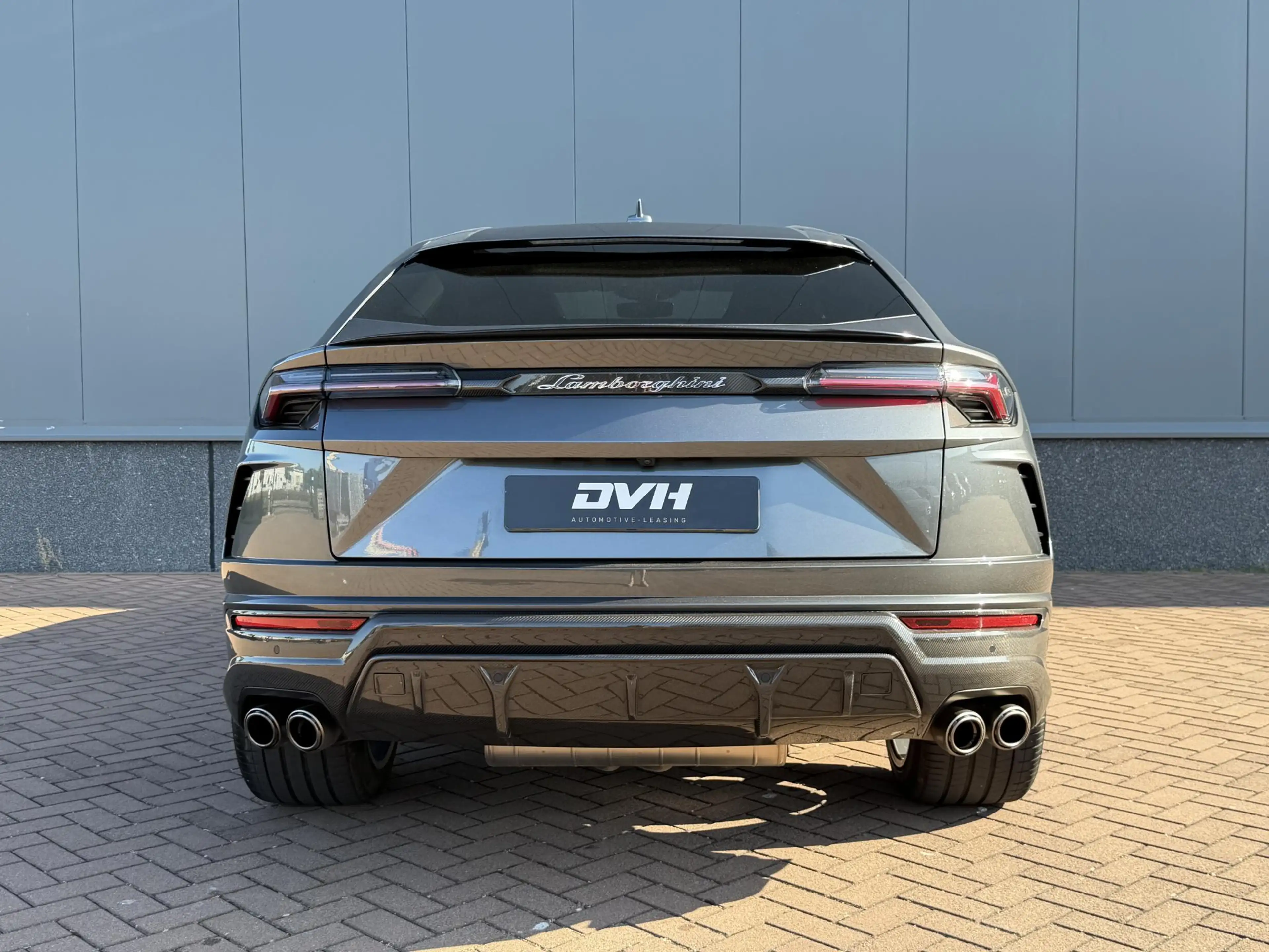 Lamborghini Urus 4.0 V8 AKRA | PANO | CARBON | DEALER OH — photo 5