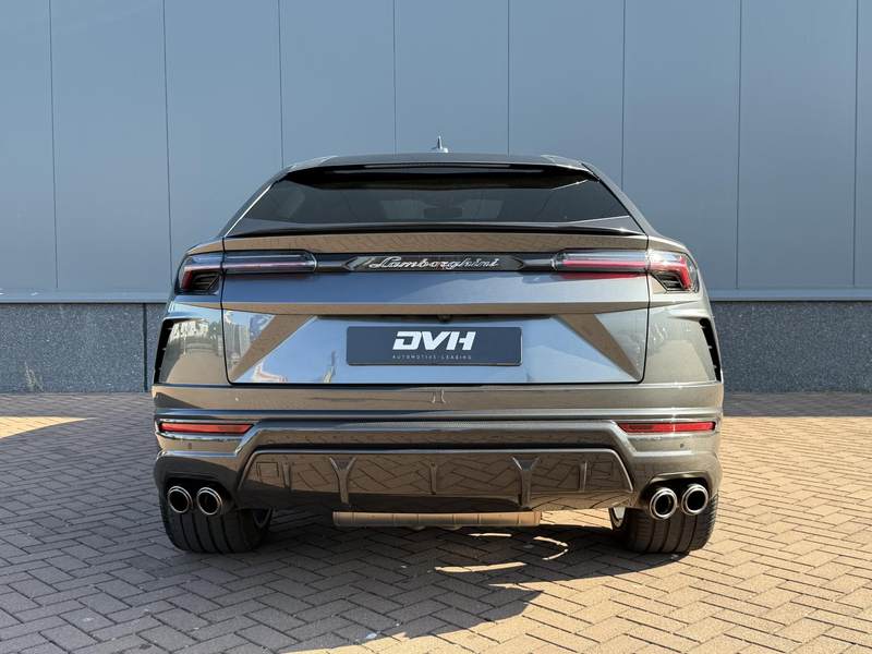 Lamborghini Urus 4.0 V8 AKRA | PANO | CARBON | DEALER OH — photo 5