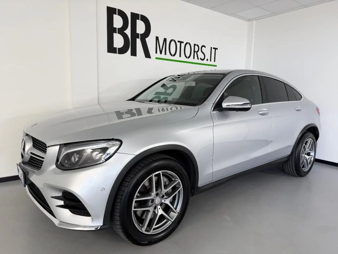 Mercedes-Benz GLC 250 d 4Matic Coupé Premium AMG Grijs - 1