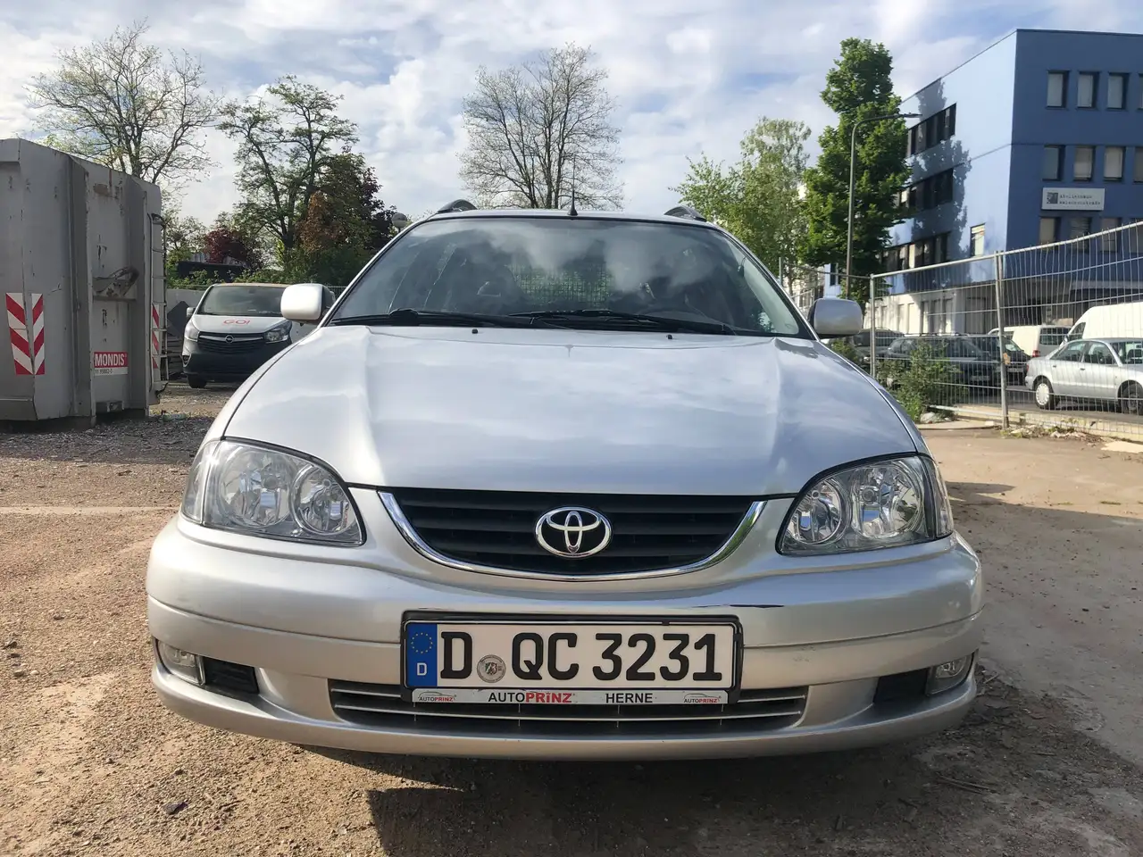 Toyota Avensis 1.8 Combi linea sol, foto 2