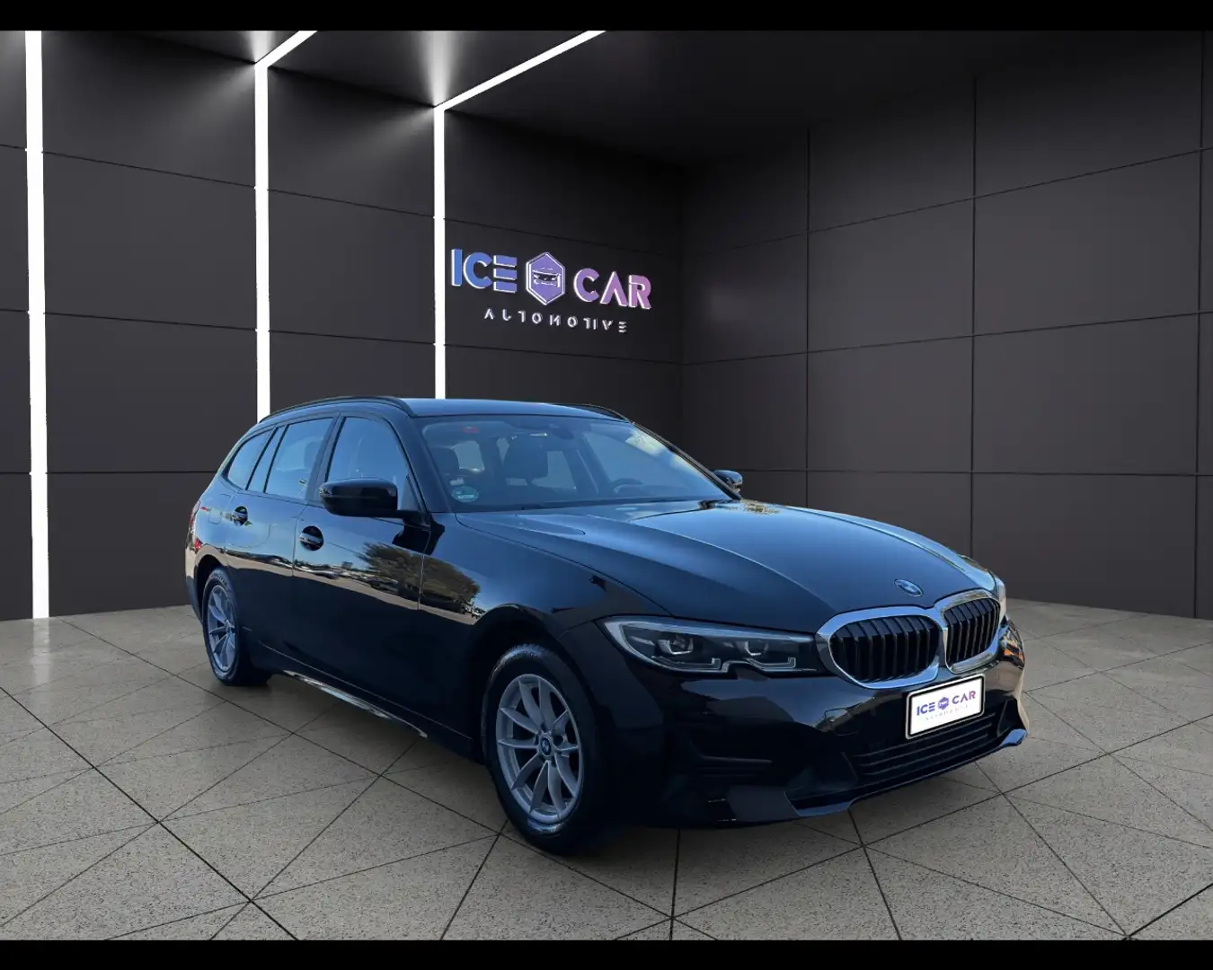 BMW 318 - 318d 48V Touring Business Advantage Noir - 2