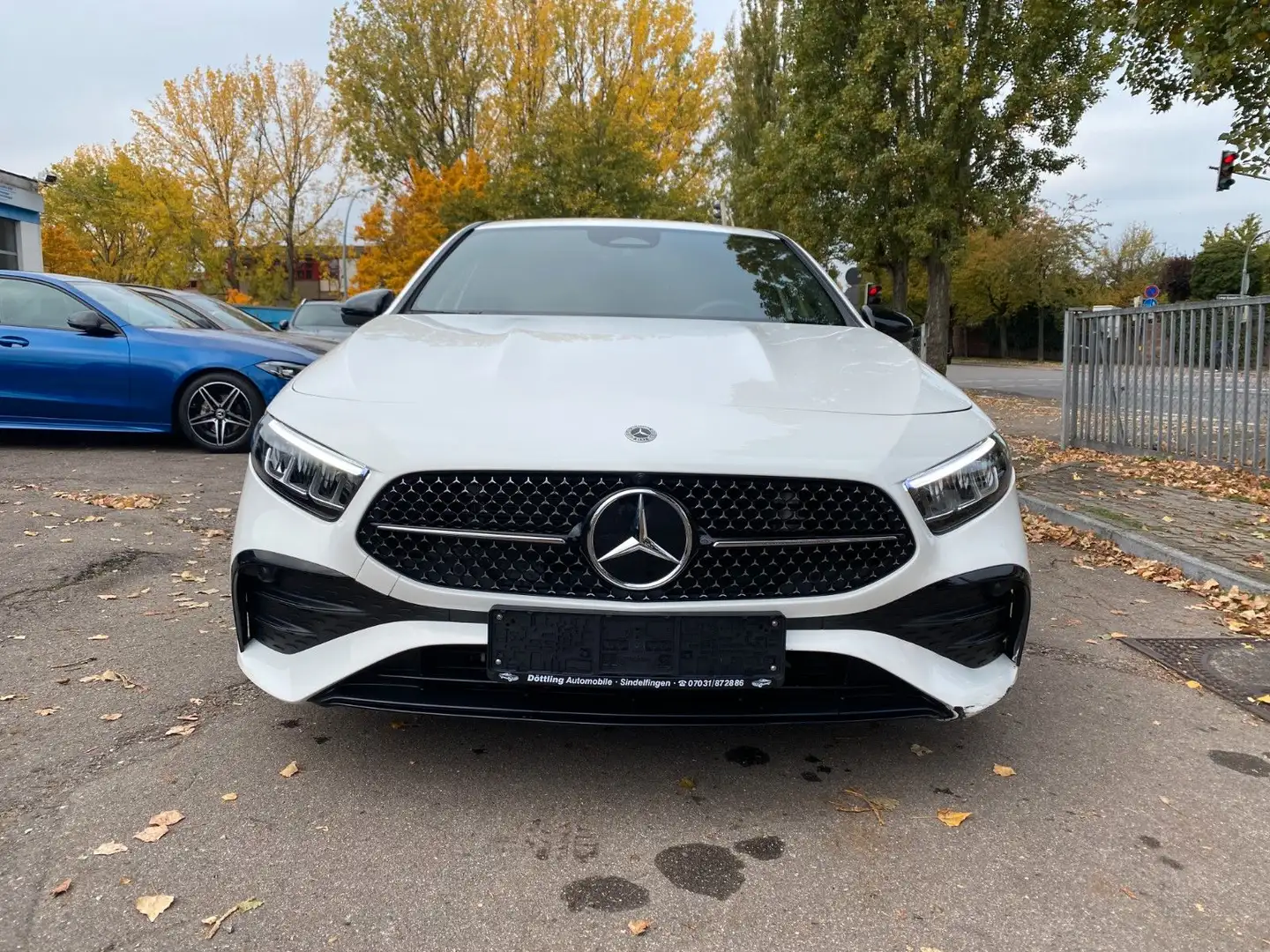 Mercedes-Benz A 200 AMG Adv+/Night/Totw/Spur/Kamera/LED/Keyles Weiß - 2