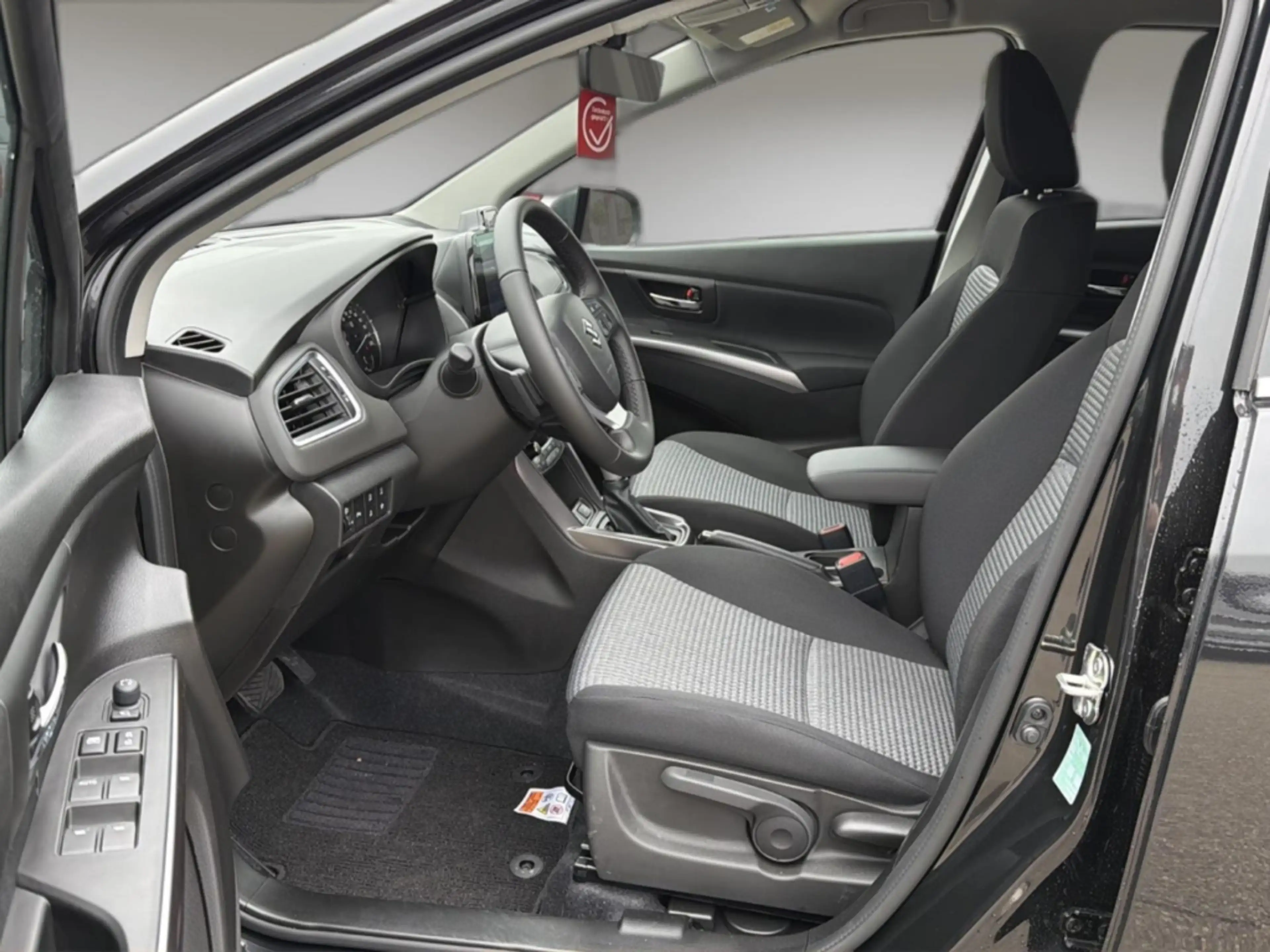 Suzuki SX4 S-Cross 1.4 Hybrid Comfort AT Navi+Tot.Wi+ACC+LED — photo 9