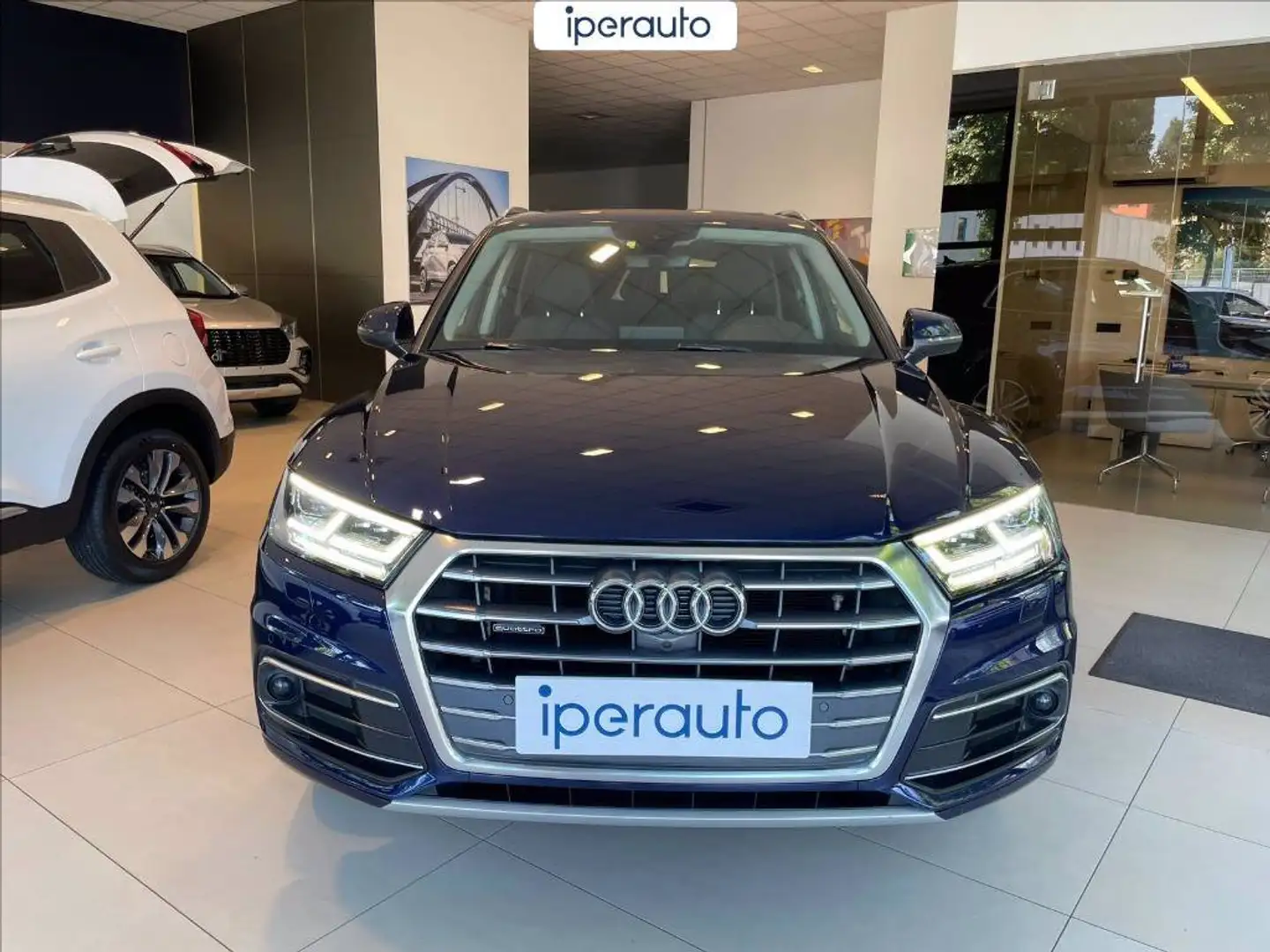 Audi Q5 40 2.0 tdi design quattro 190cv s-tronic Blu/Azzurro - 2