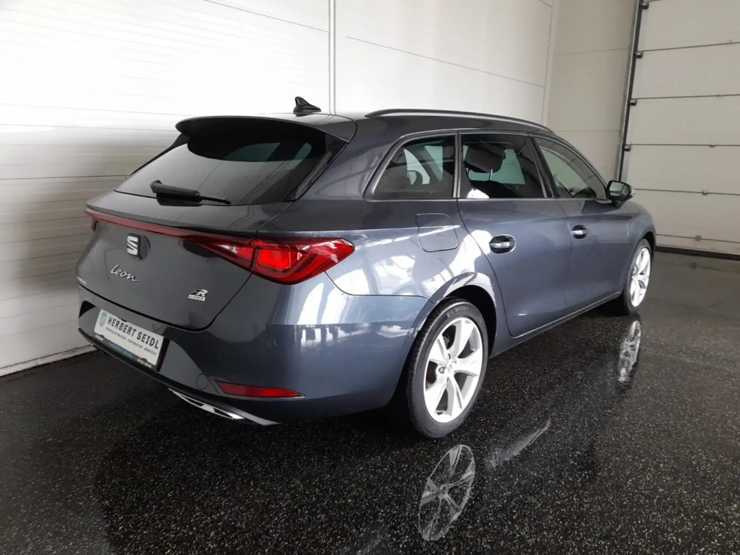 SEAT Leon ST FR-LINE PHEV DSG *VOLL-LED & FLA / 17 ZOLL / VIRTUELL / NAVI / ACC / KAMERA / KEYLESS* Grau - 2