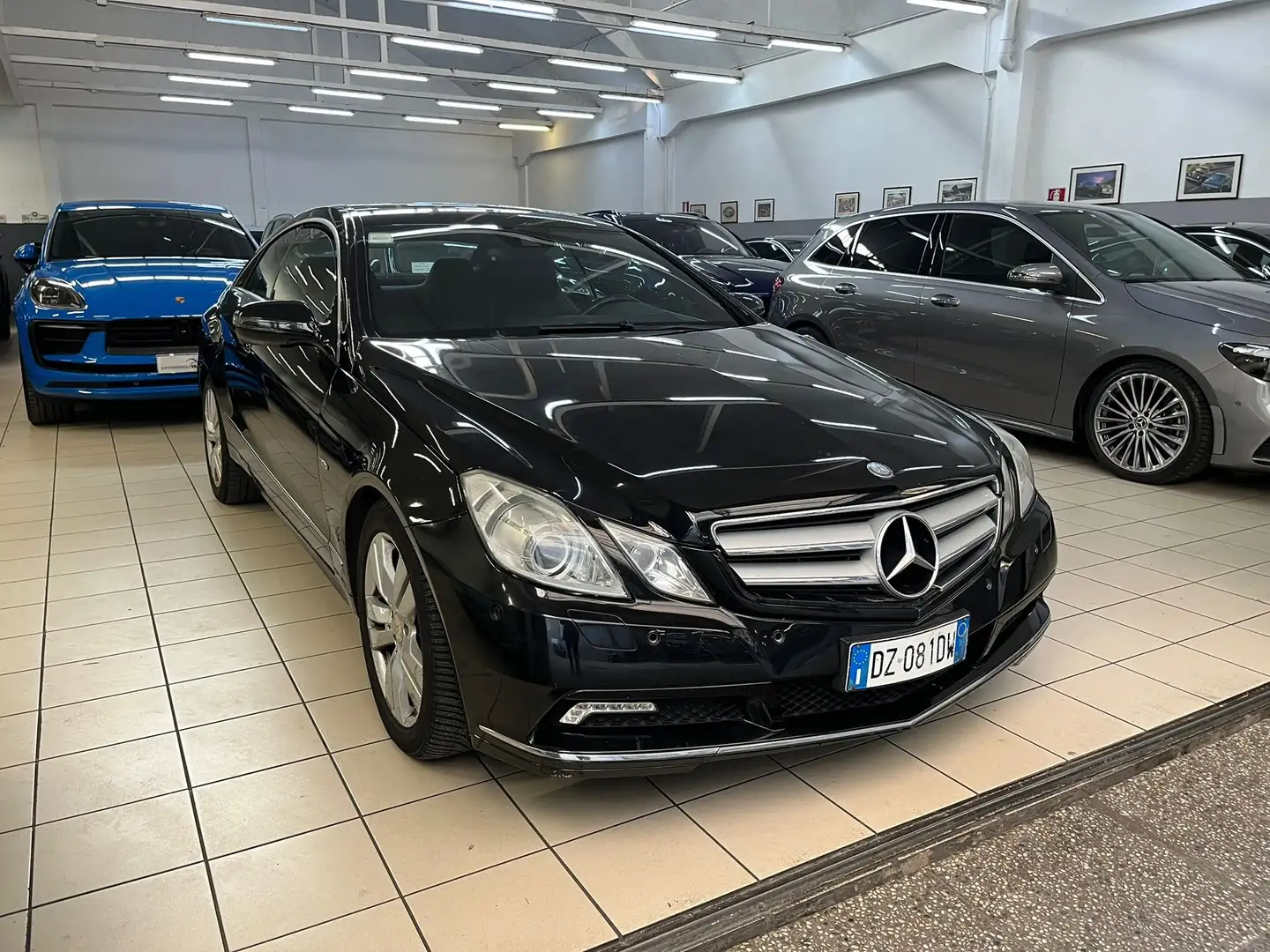 Mercedes-Benz E 250 Classe E - C207 Coupe evo cdi  Avantgarde Nero - 1