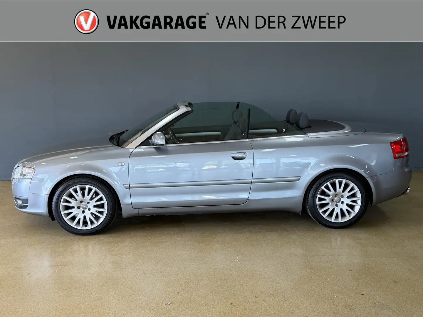 Audi A4 Cabriolet 1.8 Turbo Pro Line | Automaat | Stoelver Grijs - 2