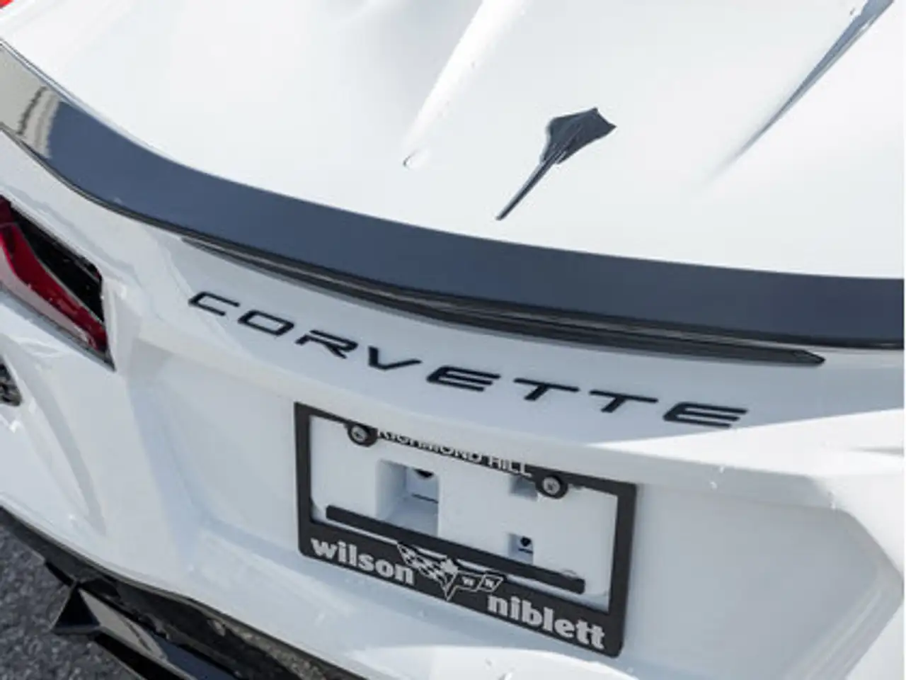 Chevrolet Corvette снимка Chevrolet Corvette