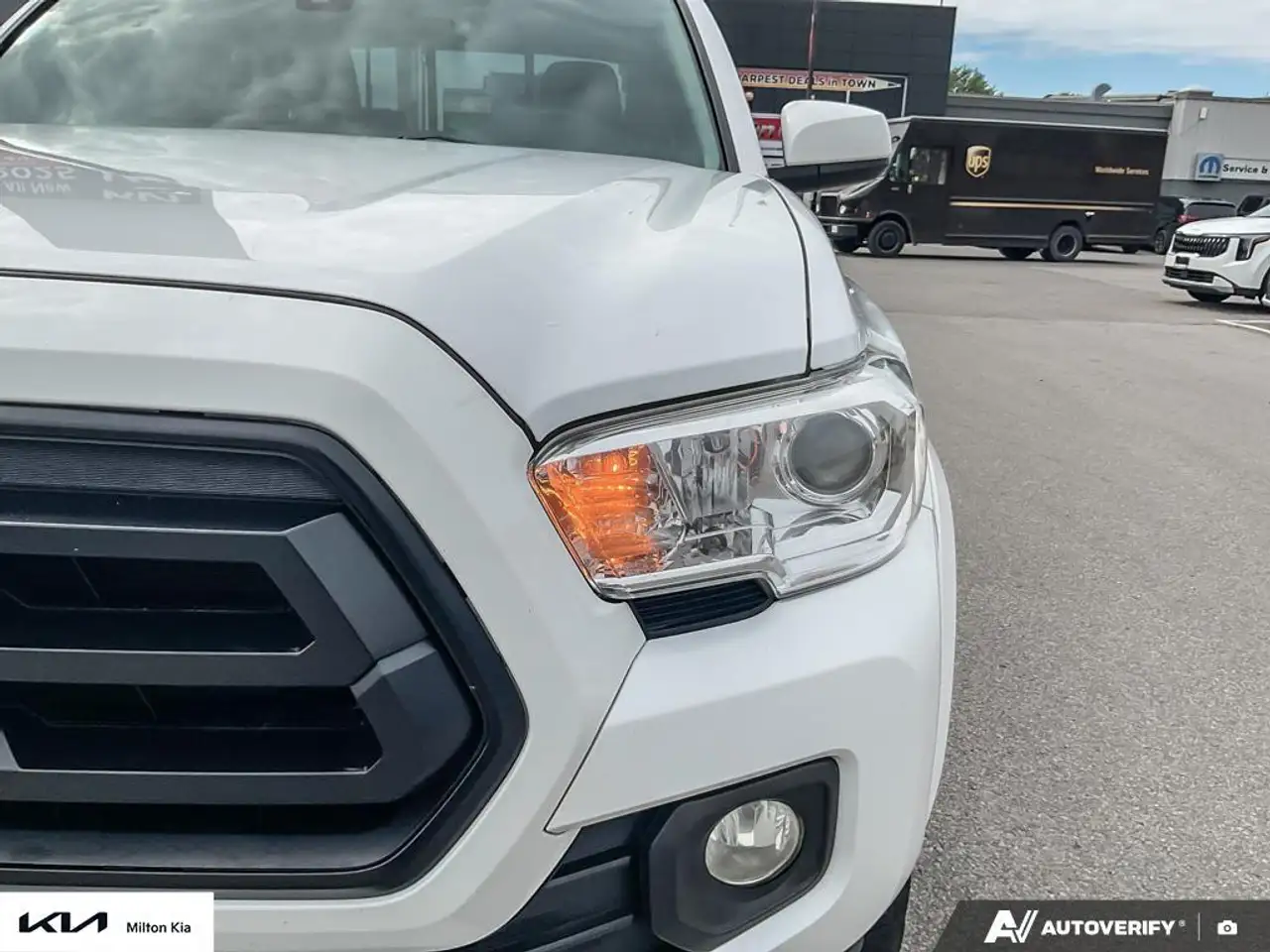 Toyota Tacoma photo Toyota Tacoma
