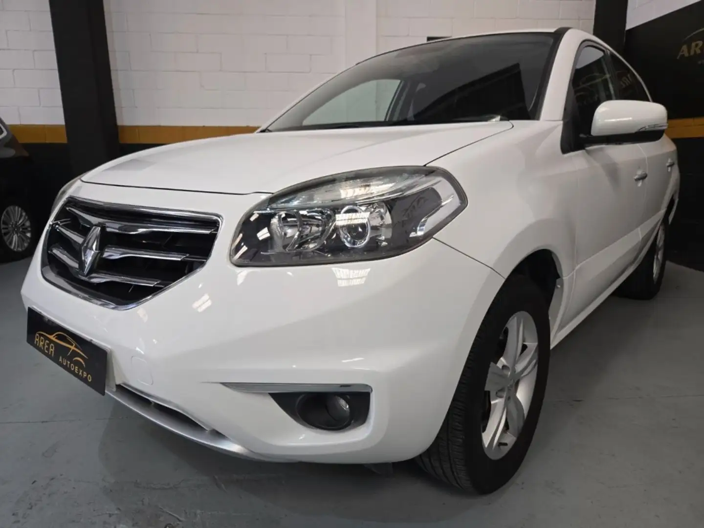 Renault Koleos 2.0dCi Expression 4x2 Weiß - 1