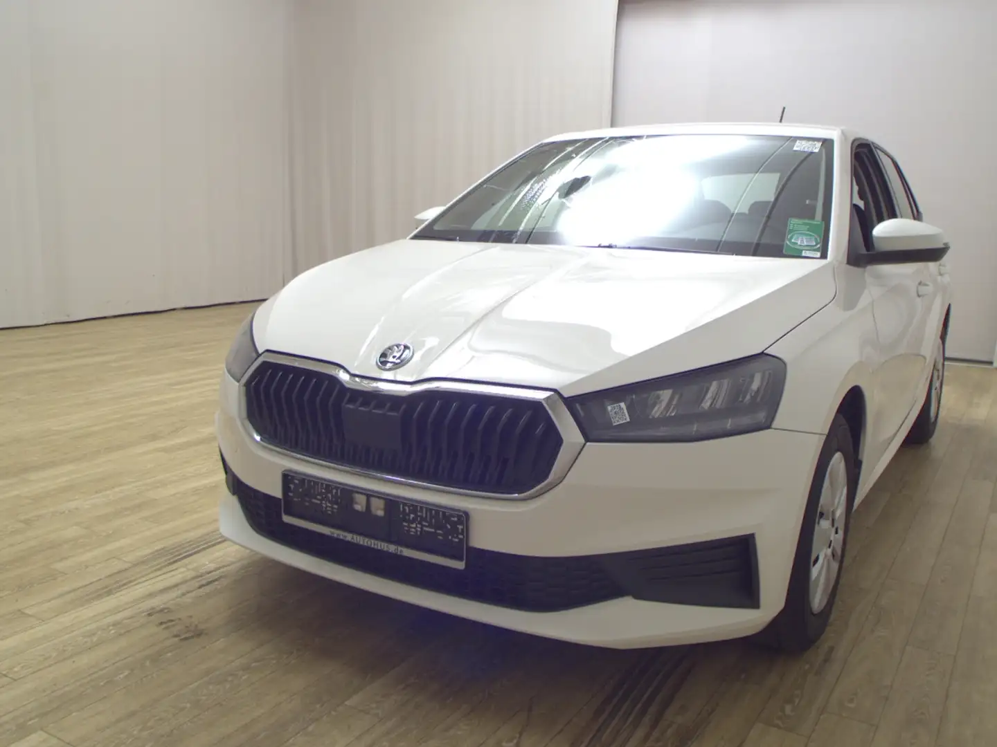 Skoda Fabia 1.0 Active LED Bluetooth Klima DAB Weiß - 2