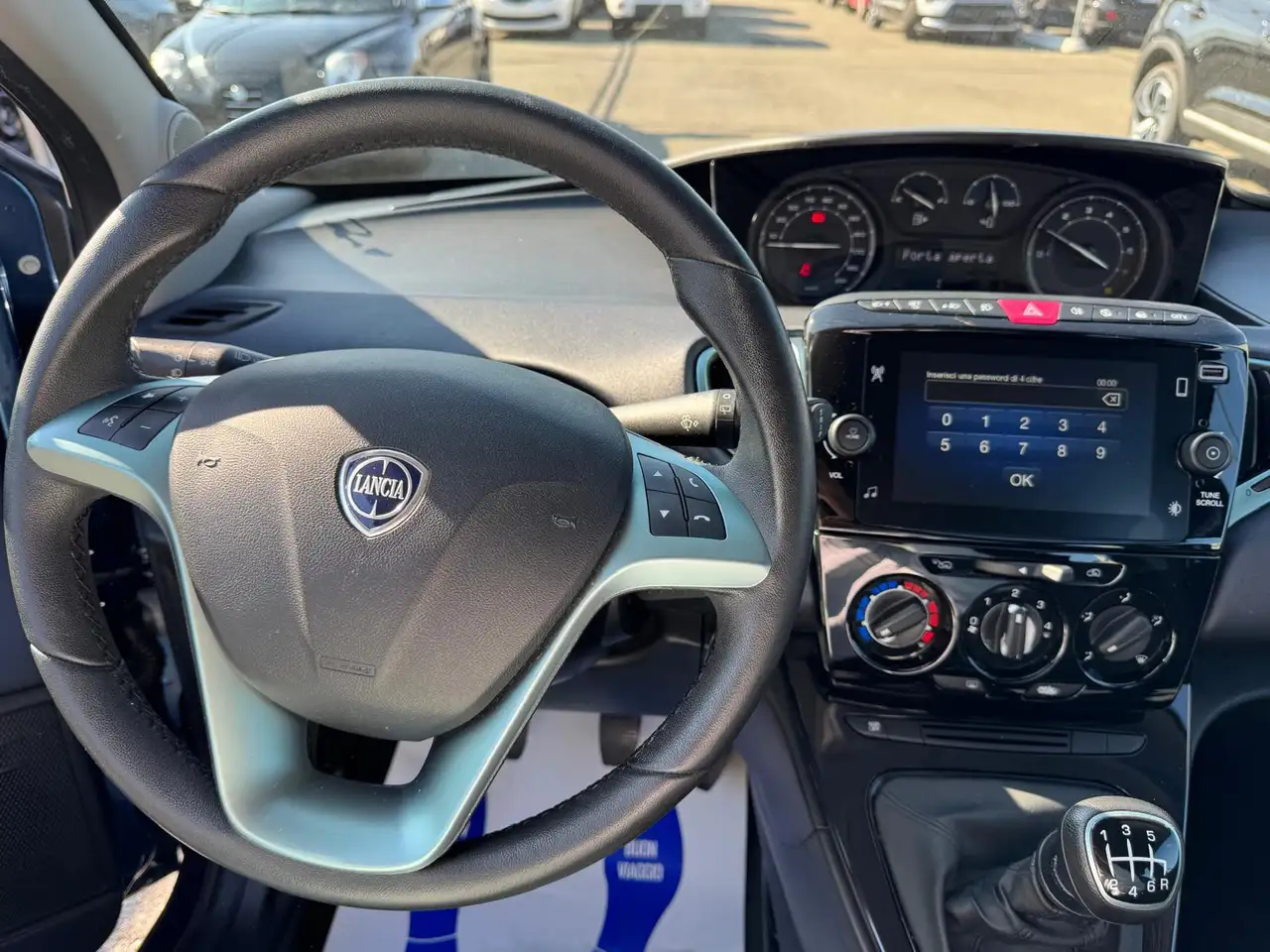 Lancia Ypsilon 1.0 FireFly Hybrid Gold Plus 17