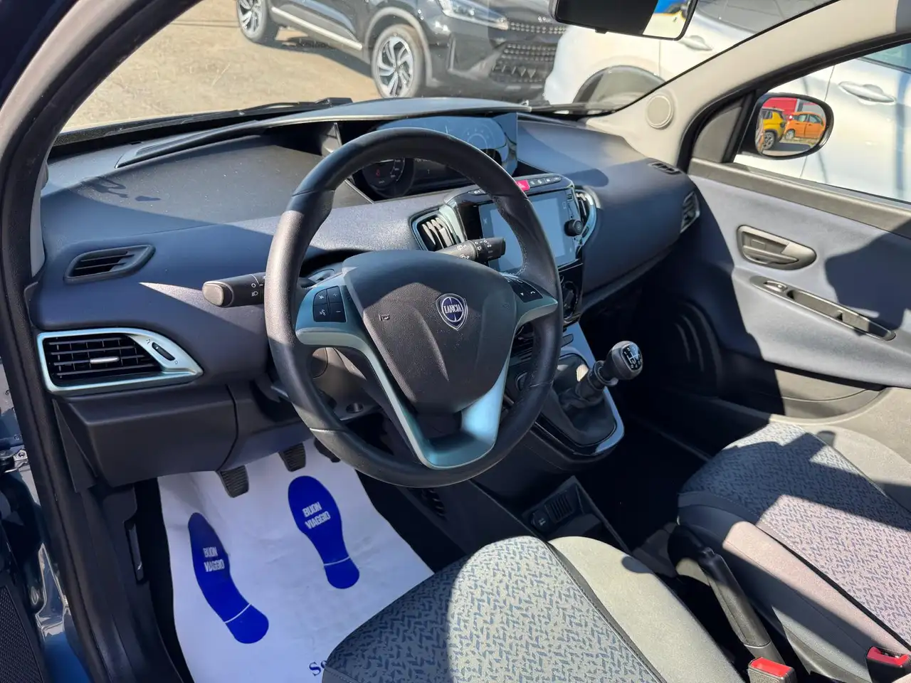 Lancia Ypsilon 1.0 FireFly Hybrid Gold Plus 15