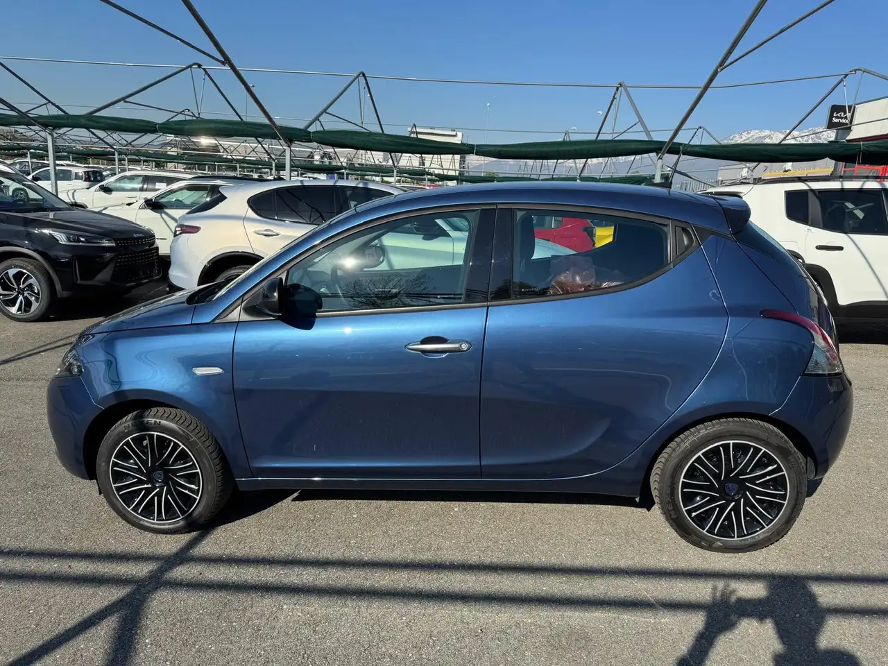 Lancia Ypsilon 1.0 FireFly Hybrid Gold Plus 8
