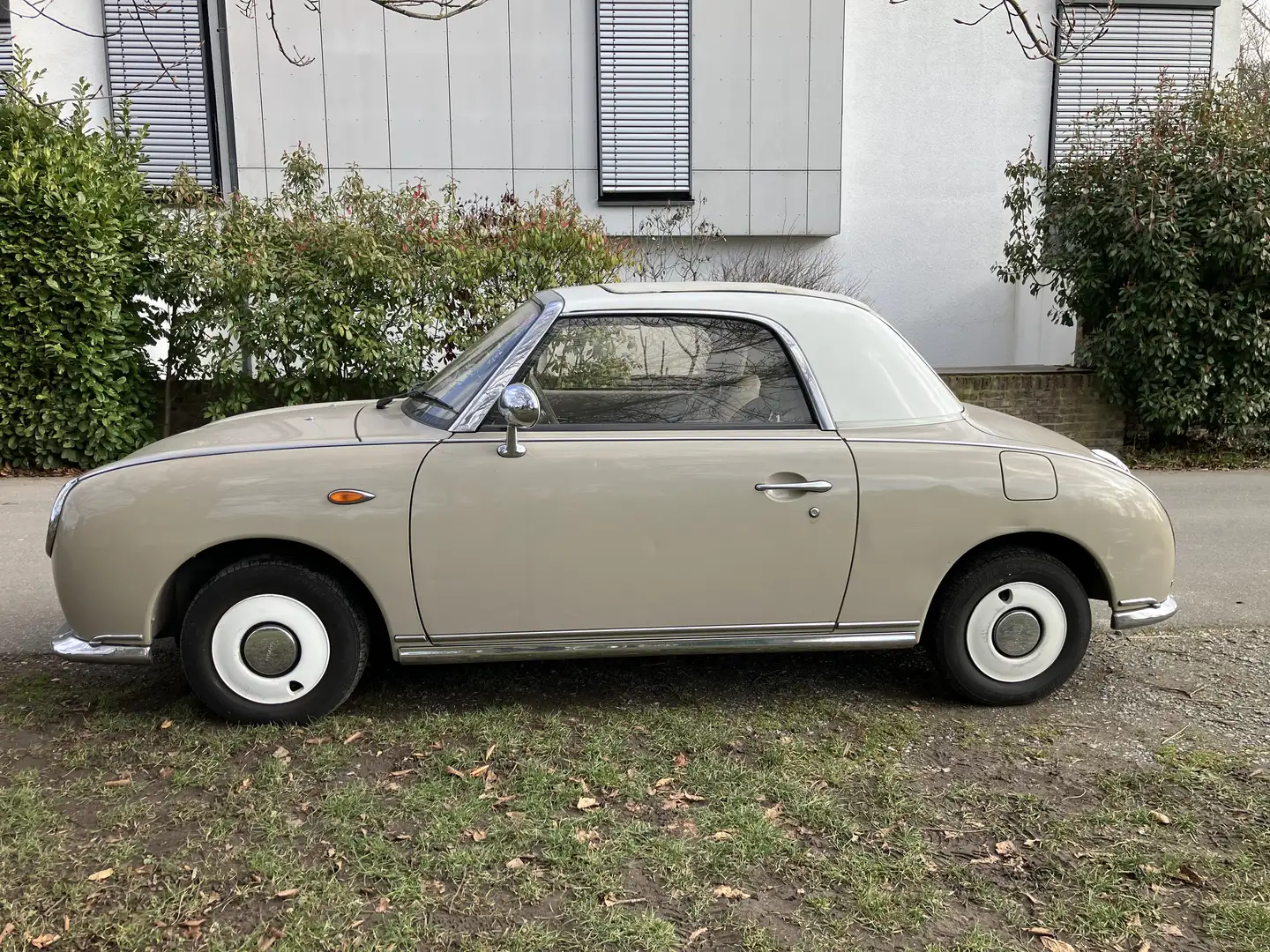 Nissan Figaro Beige - 2
