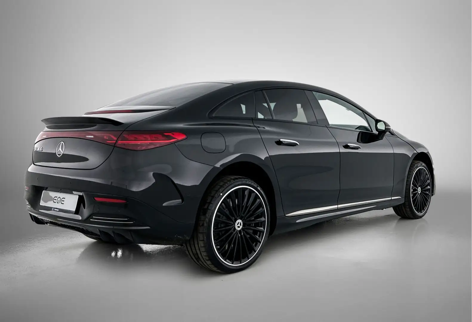 Mercedes-Benz EQE 300 Business Solution AMG 90 kWh | Nightpakket | Rijas Zilver - 2