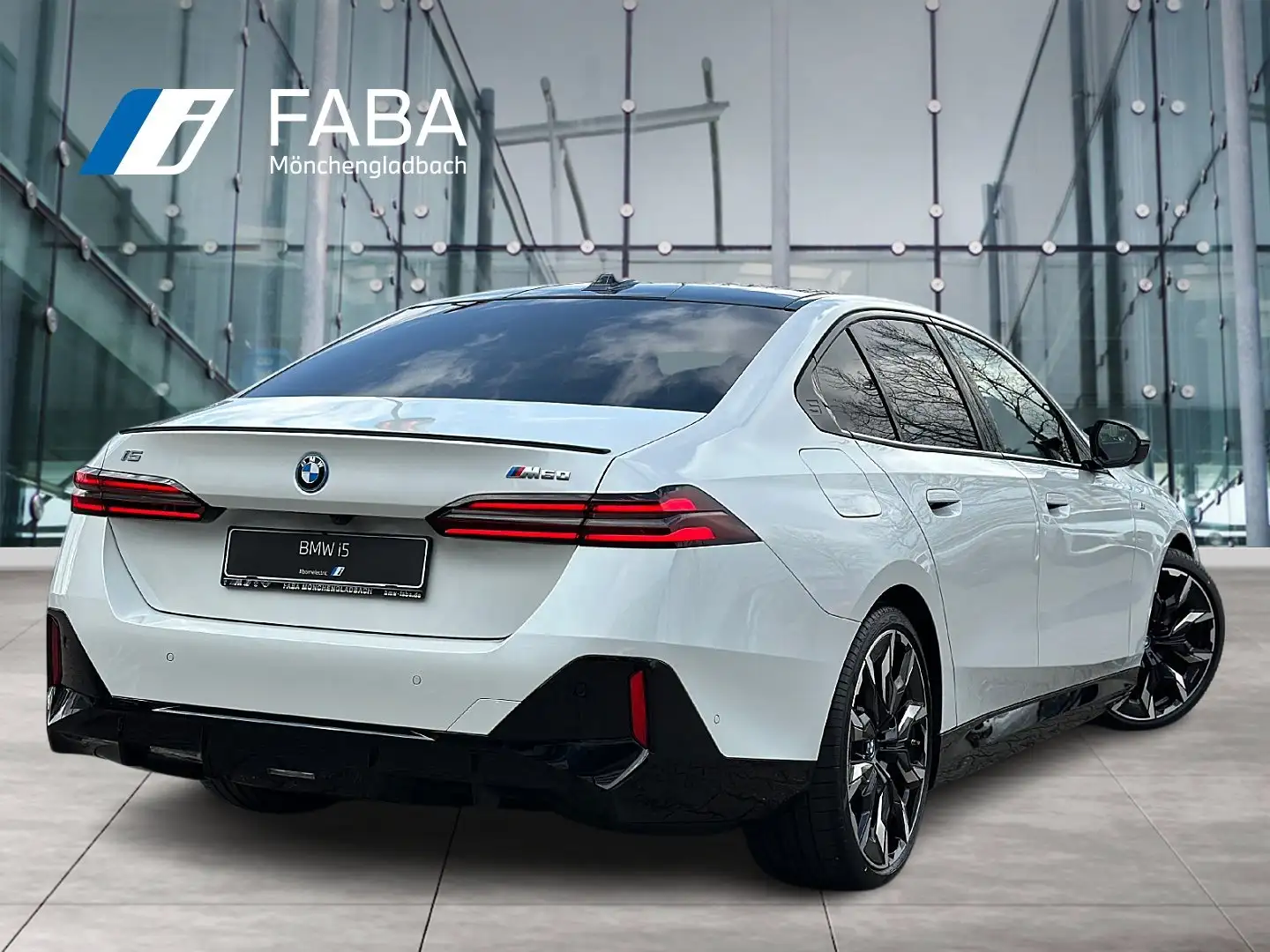 BMW i5 M60 xDrive Limousine Sportpaket Head-Up DAB Alb - 2