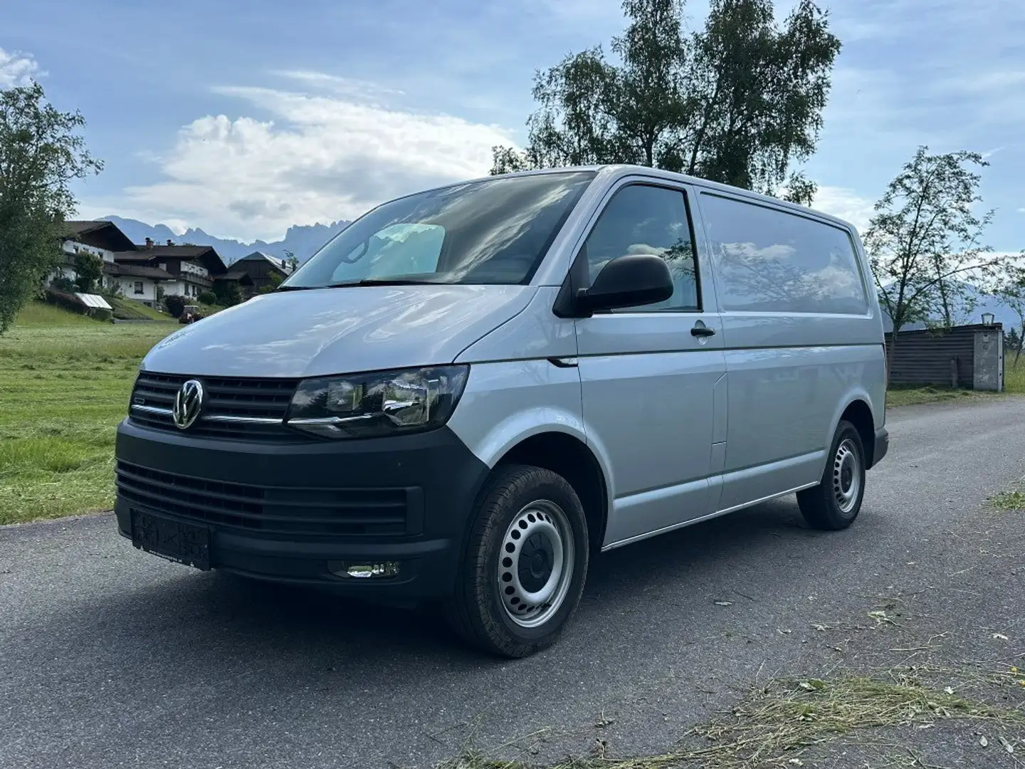 Volkswagen T6 Transporter T6 2,0 Tdi Transporter ALLRAD 4 Motion - 1. Hand Silber - 1