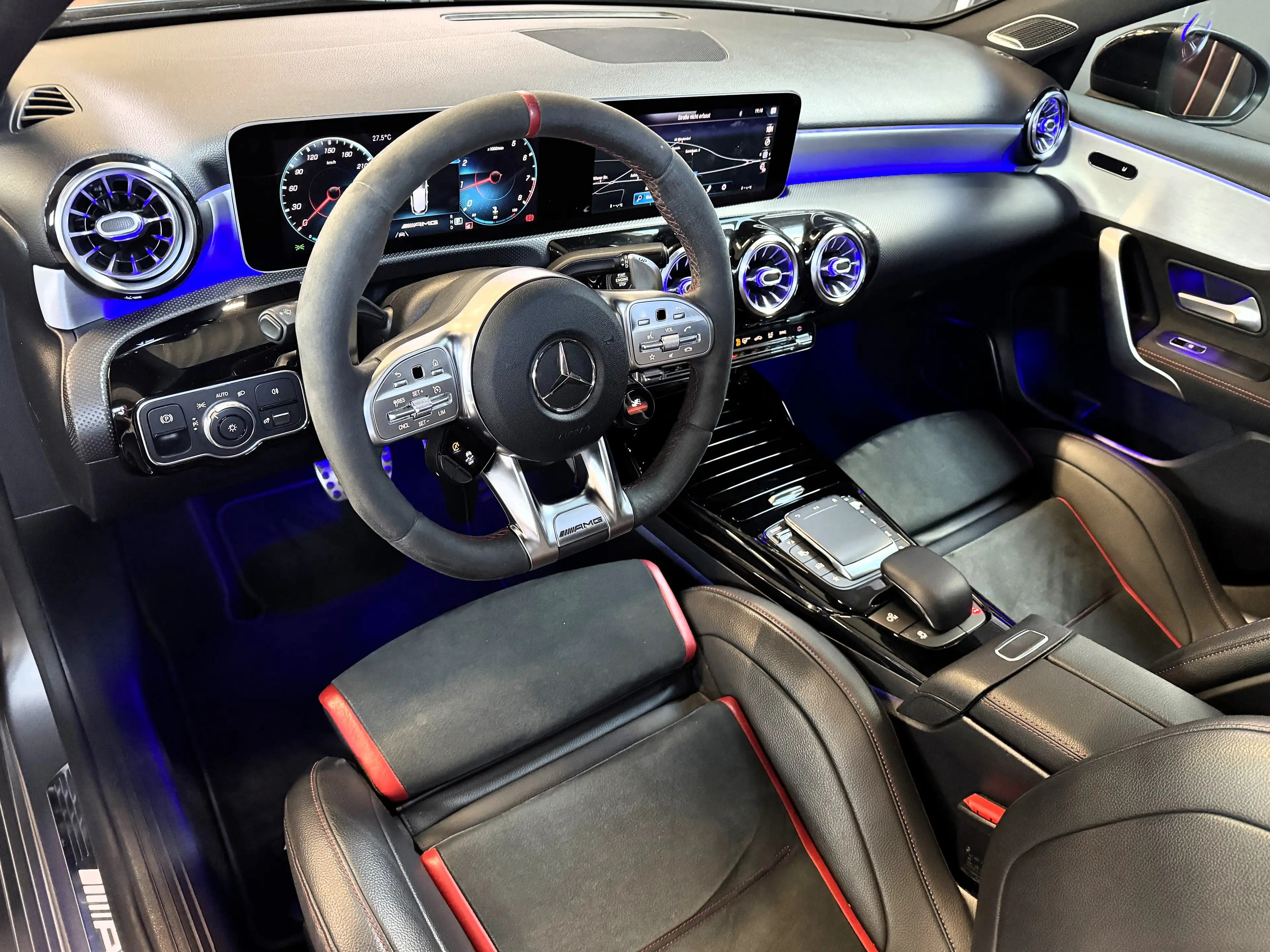 Mercedes-Benz A 45 AMG A 45 S AMG 4Matic+ Magno/Aero/Pano/Performance/LED — photo 15