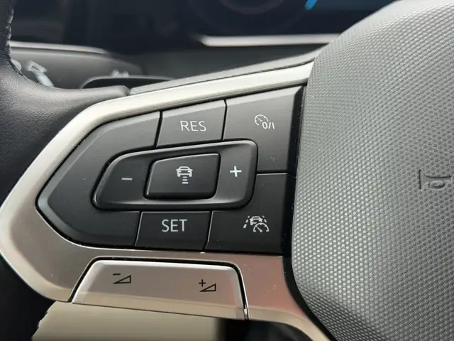 Volkswagen T7 Multivan VW T7 Multivan Edition eHybrid Ansicht 16