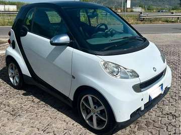 Fortwo II 2007 0.8 cdi Pure 45cv