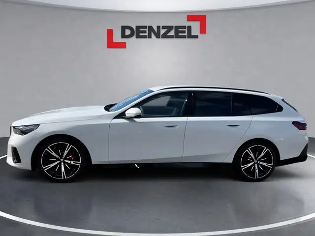 BMW i5 eDrive40 Touring Ansicht 2