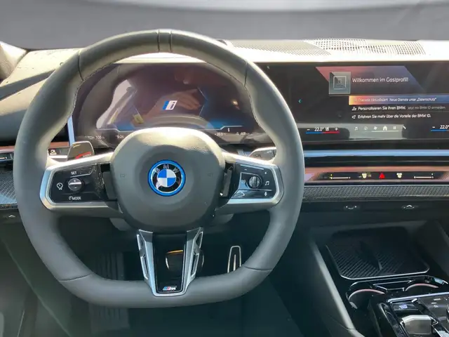 BMW i5 eDrive40 Touring Ansicht 10