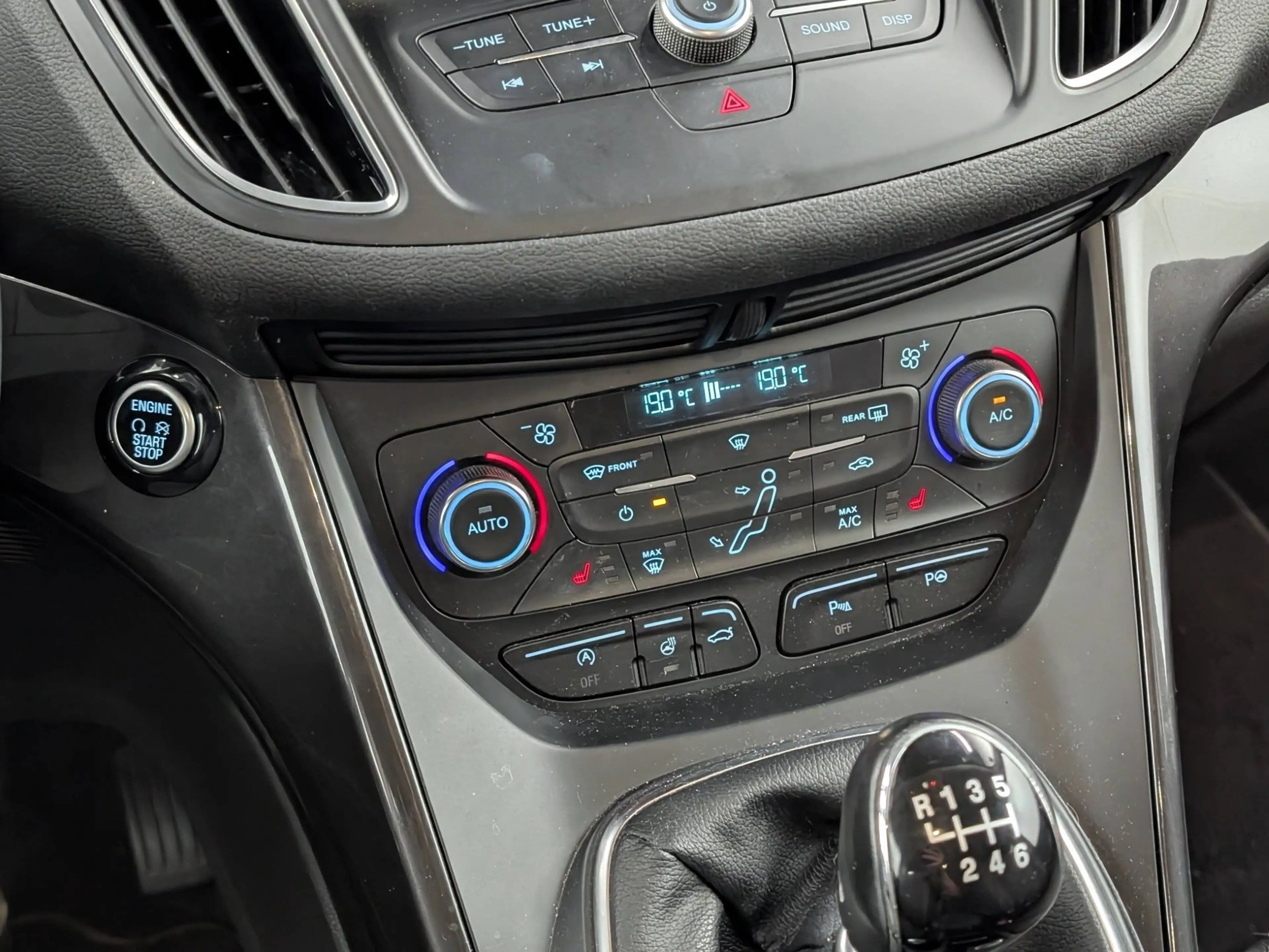 Ford Grand C-Max 1.0 EcoBoost Titanium Keyfree Navi — photo 15