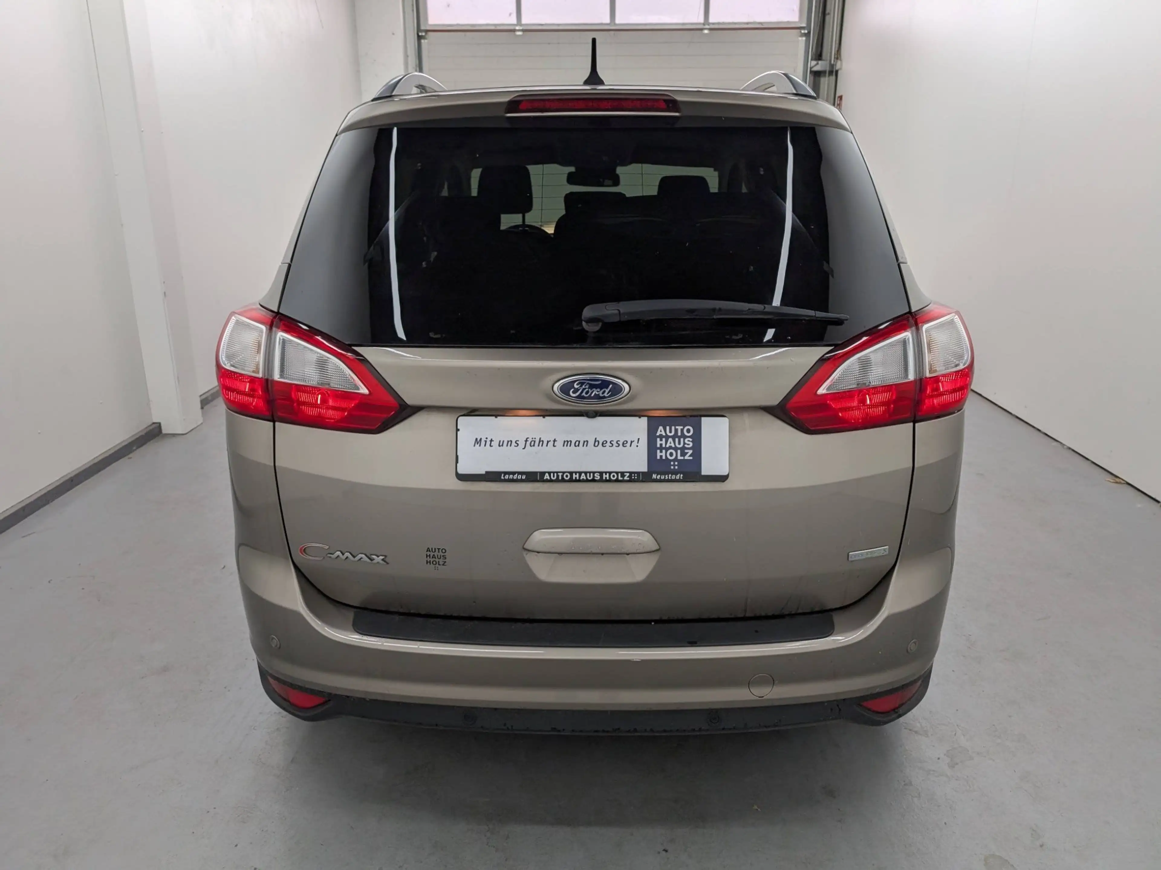 Ford Grand C-Max 1.0 EcoBoost Titanium Keyfree Navi — photo 3