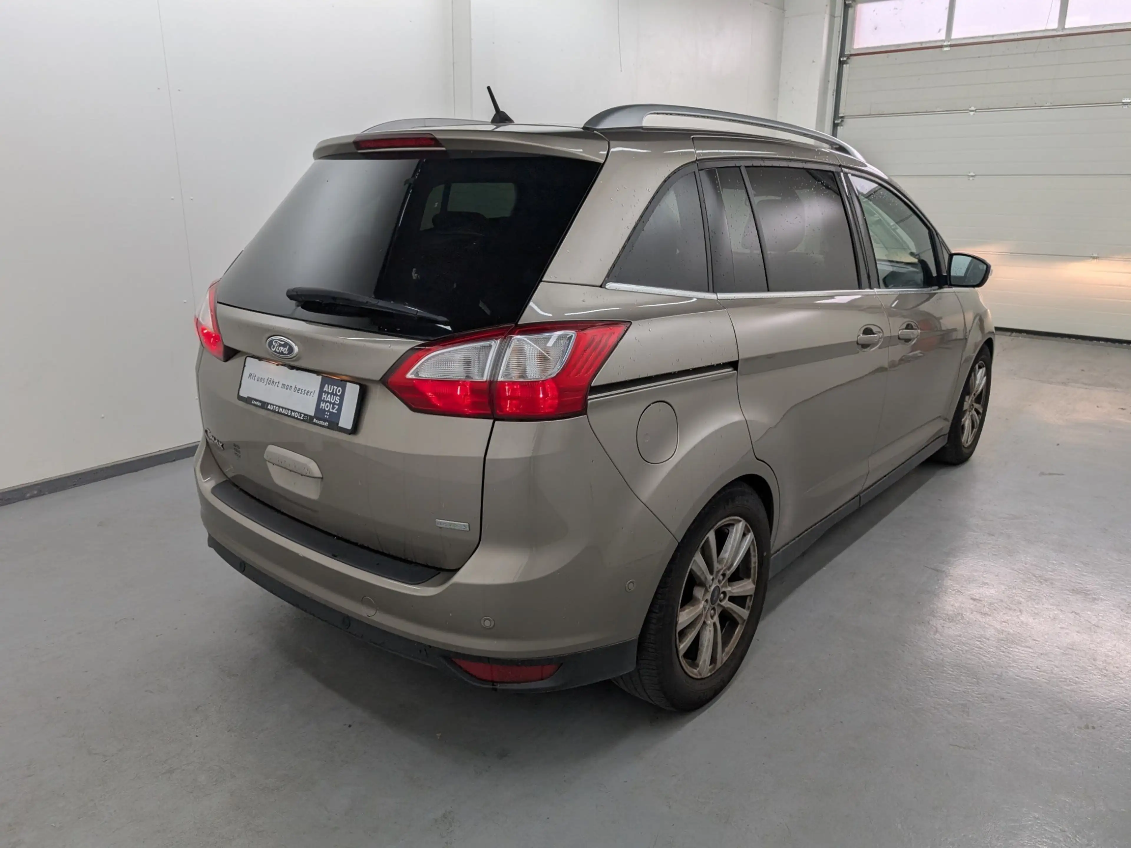 Ford Grand C-Max 1.0 EcoBoost Titanium Keyfree Navi — photo 4