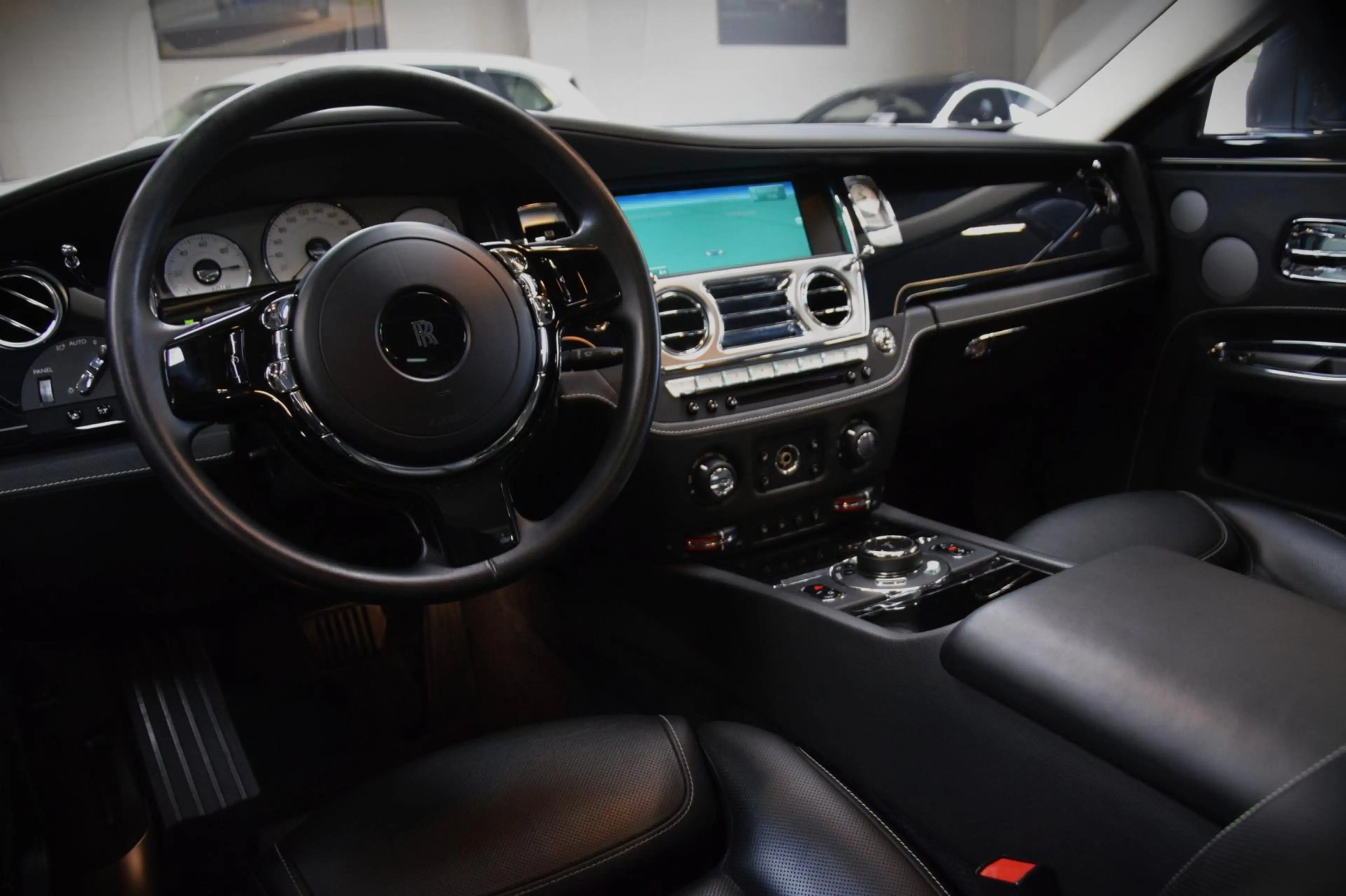 Rolls-Royce Ghost 6.6 V12 Serie II Navi|Panoramadak|Org.NL|2e Eig|Ma — photo 3
