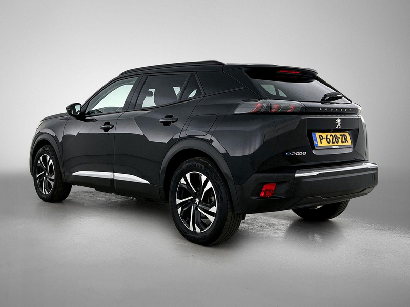 Peugeot e-2008 SUV EV Allure Pack 50 kWh 136pk | Navigatie | Acht — photo 3