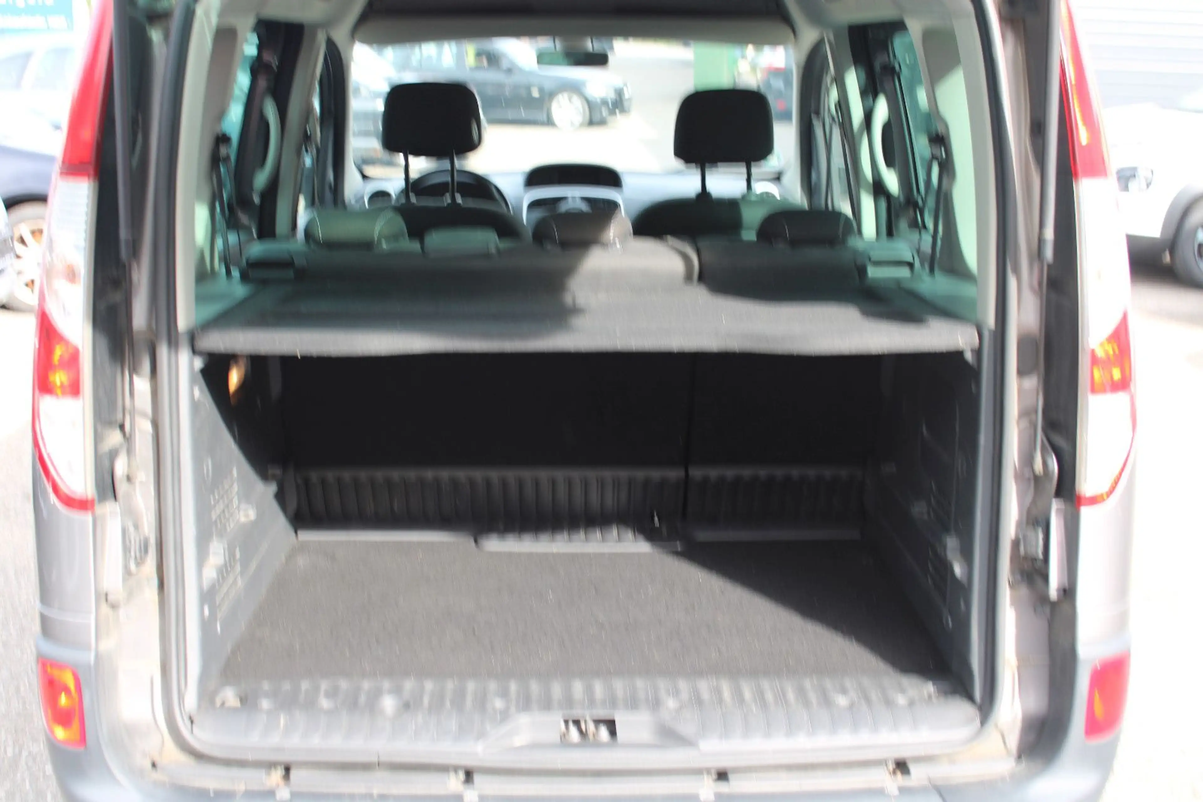 Renault Kangoo Diesel  Limited — photo 7