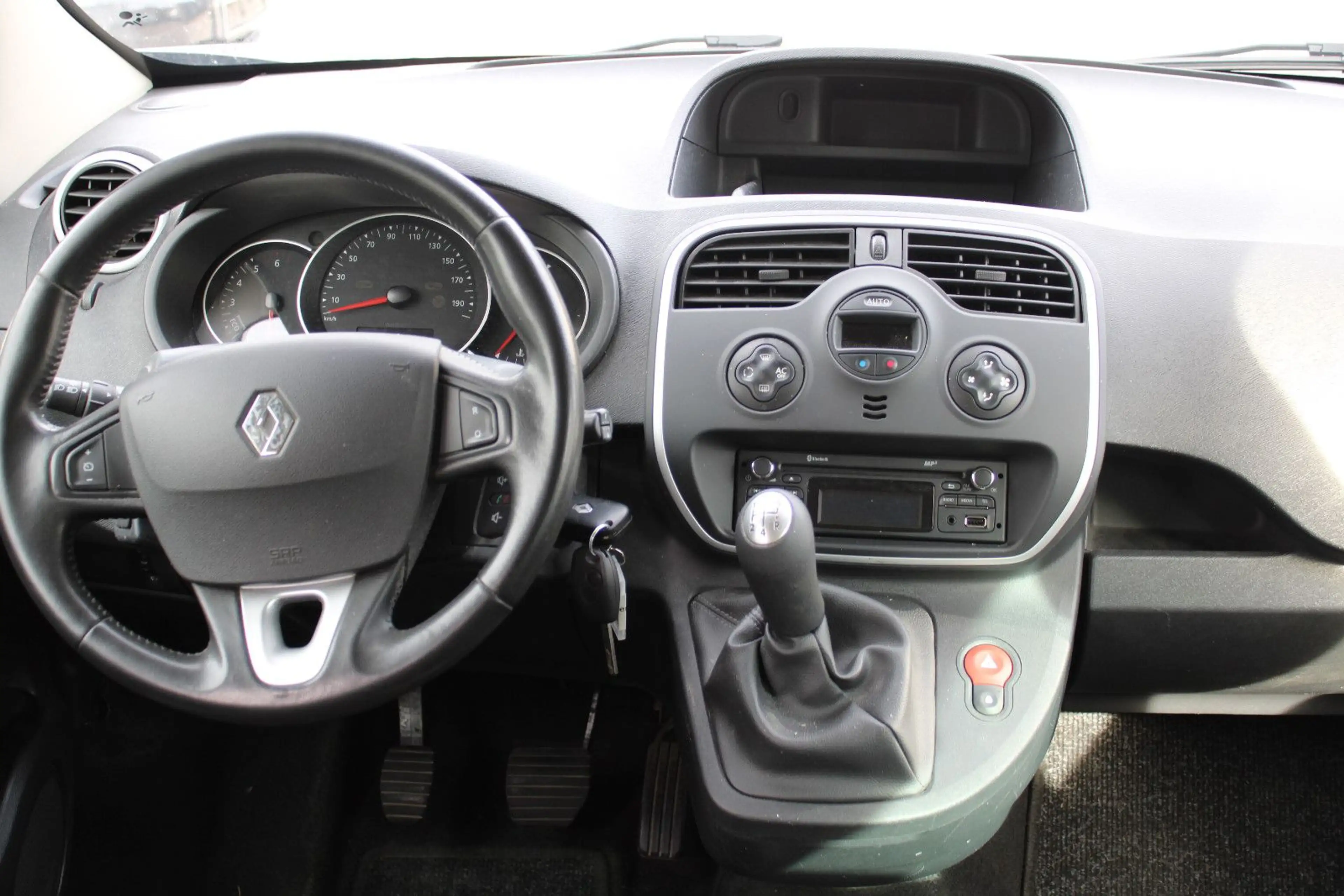 Renault Kangoo Diesel  Limited — photo 11