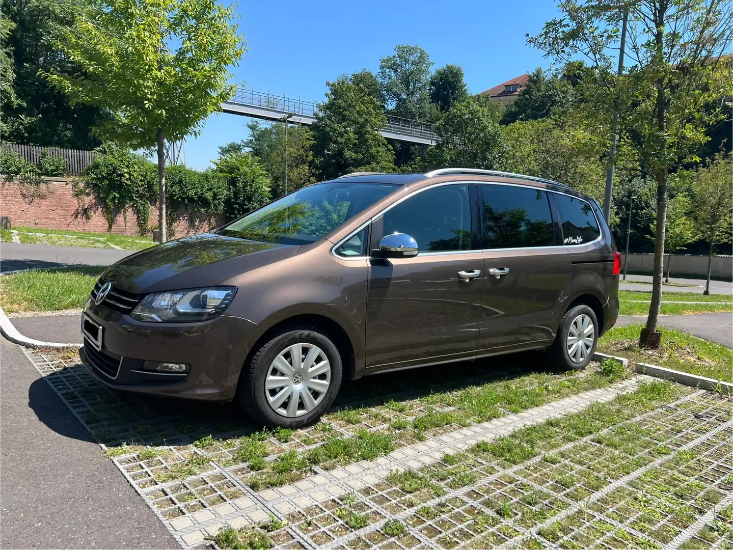 Volkswagen Sharan - 1